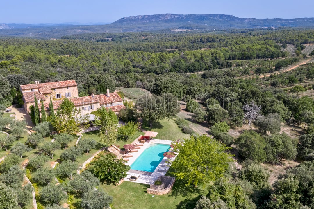 5 - Domaine de la Sainte Victoire: Villa: Exterior