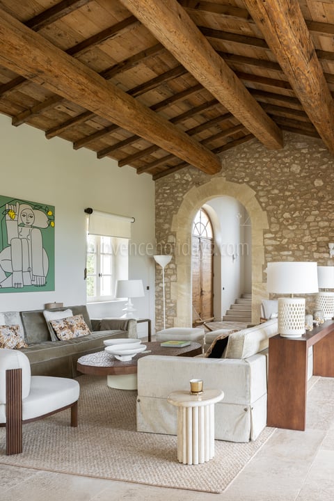 27 - Mas Chabaud: Villa: Interior
