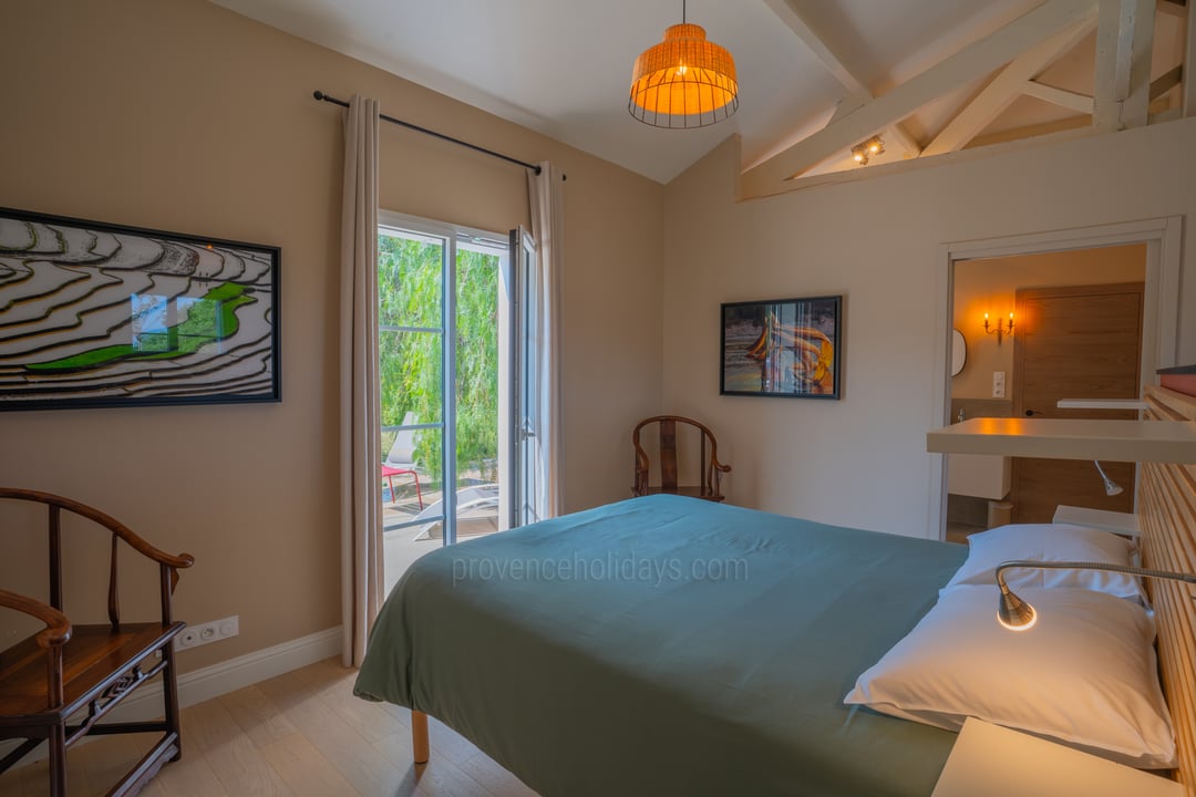 18 - Bastidon: Villa: Bedroom