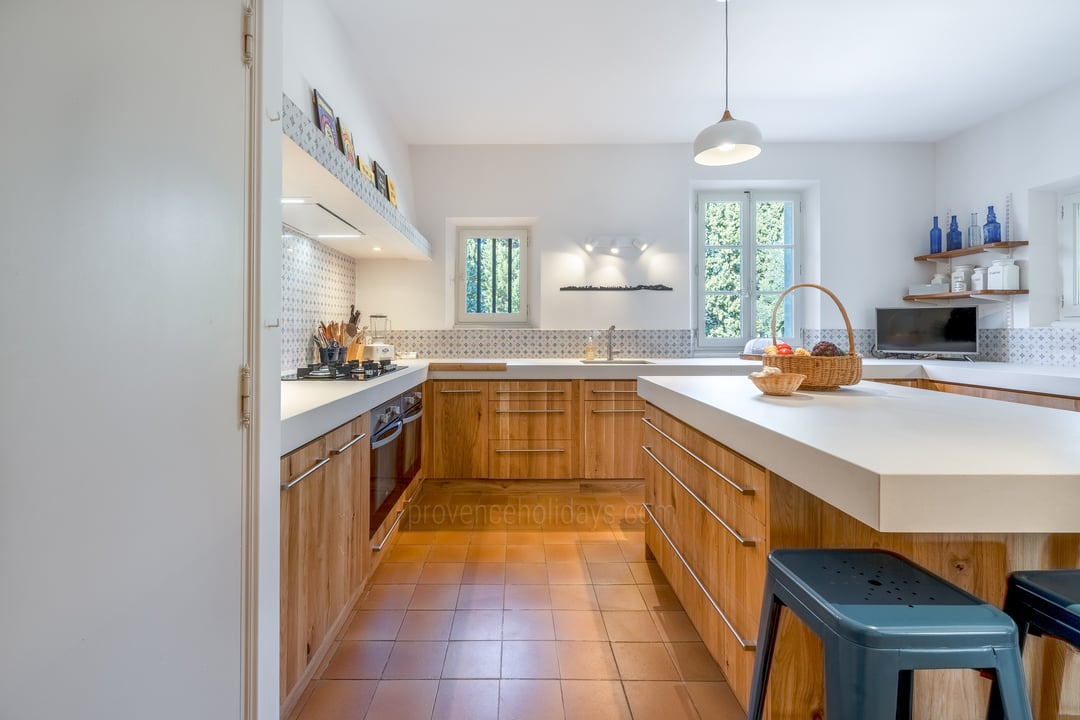 30 - Mas des Trois Cyprès: Villa: Interior