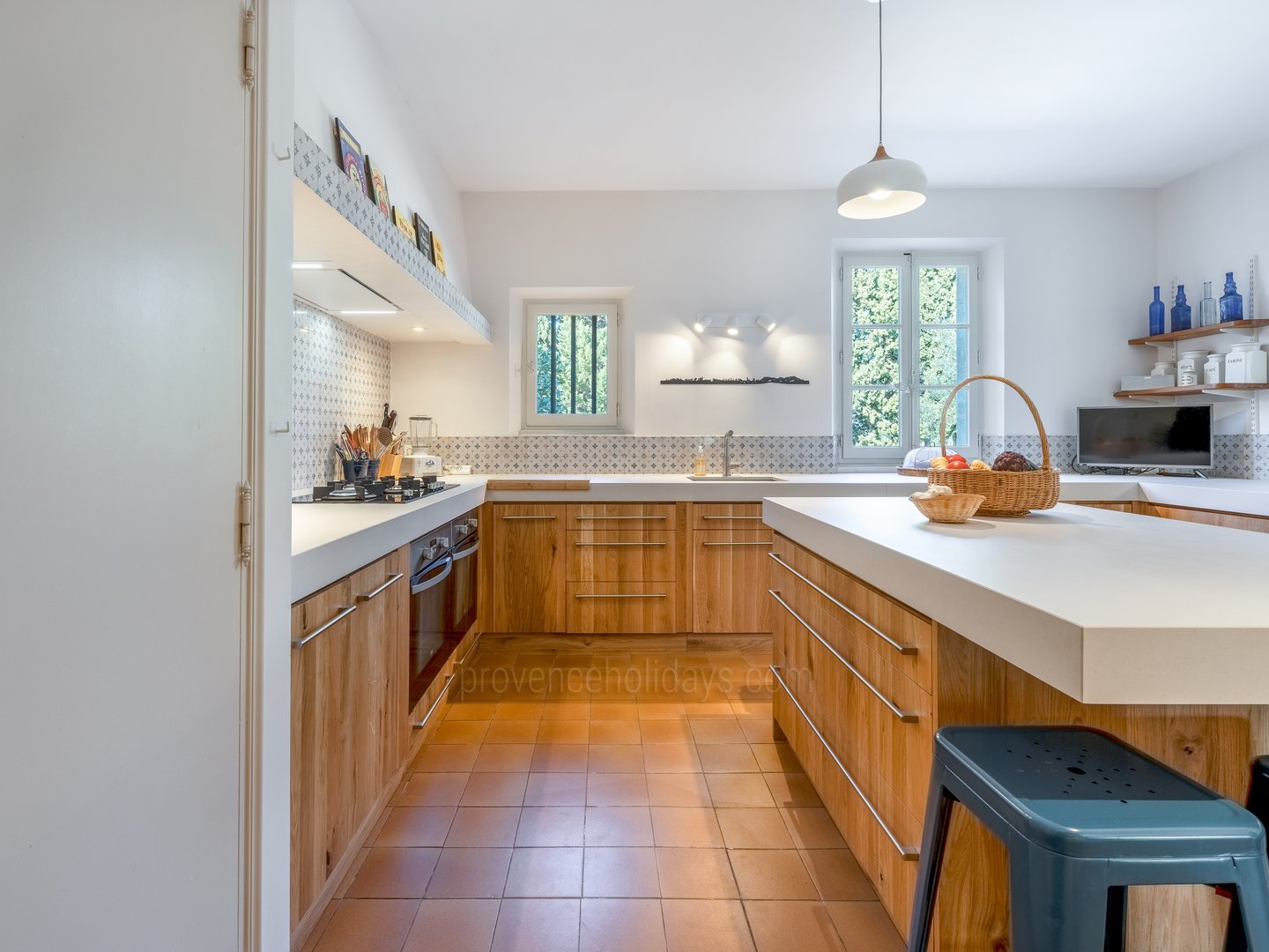 30 - Mas des Trois Cyprès: Villa: Interior