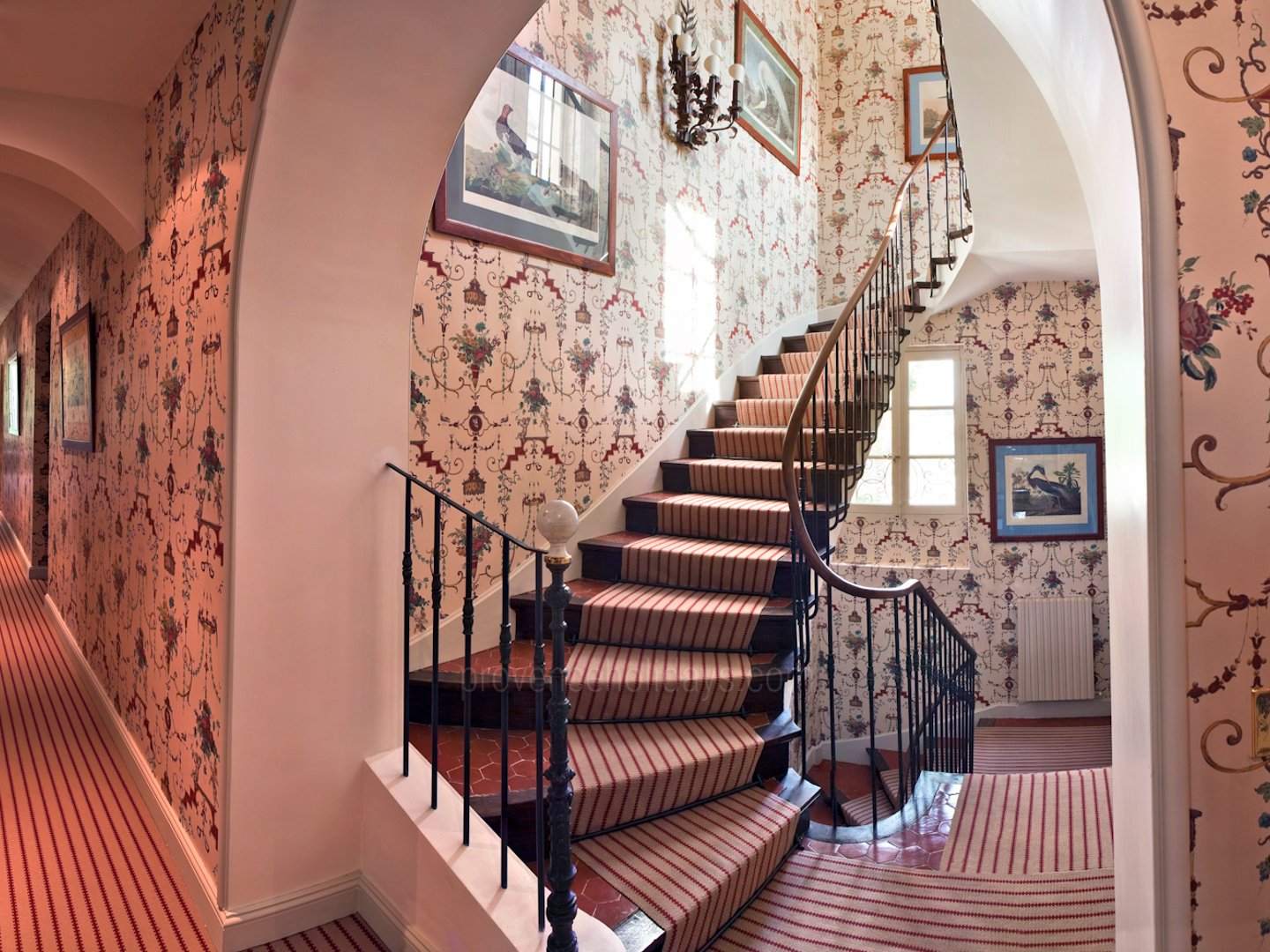 20 - Le Château: Villa: Interior