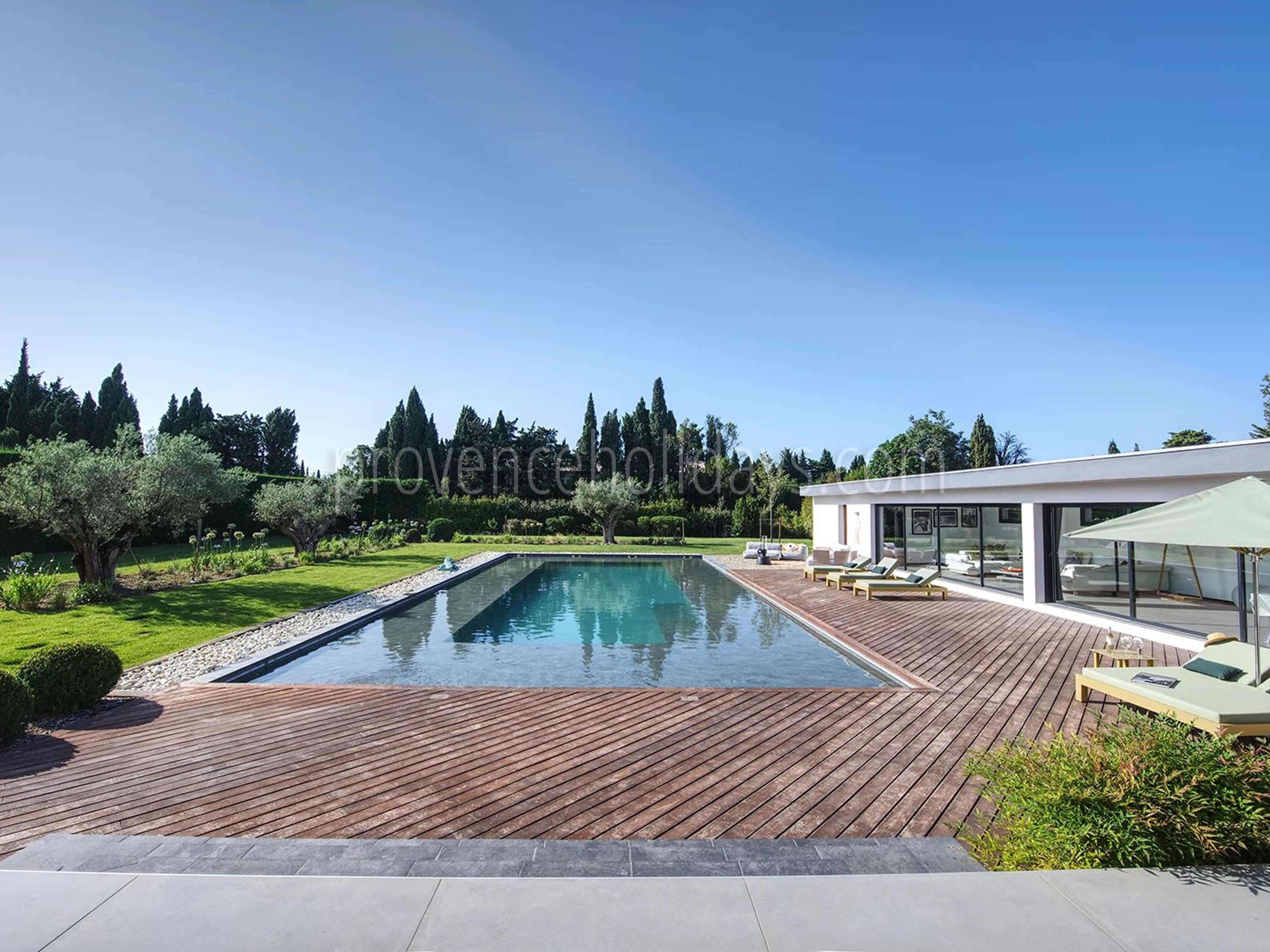 12 - House with pool house in Eyguières: Villa: Pool
