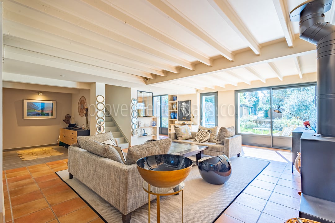 17 - L\'Atelier Provençal: Villa: Interior