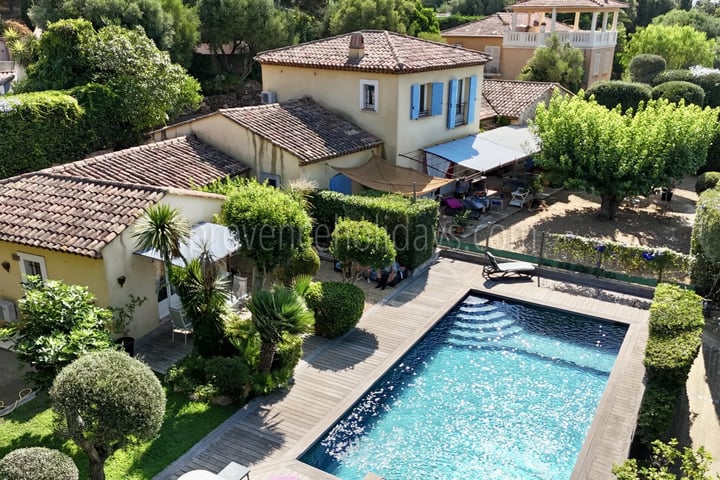 5 - Provençaalse villa in Cavalaire-sur-Mer: Villa: Pool