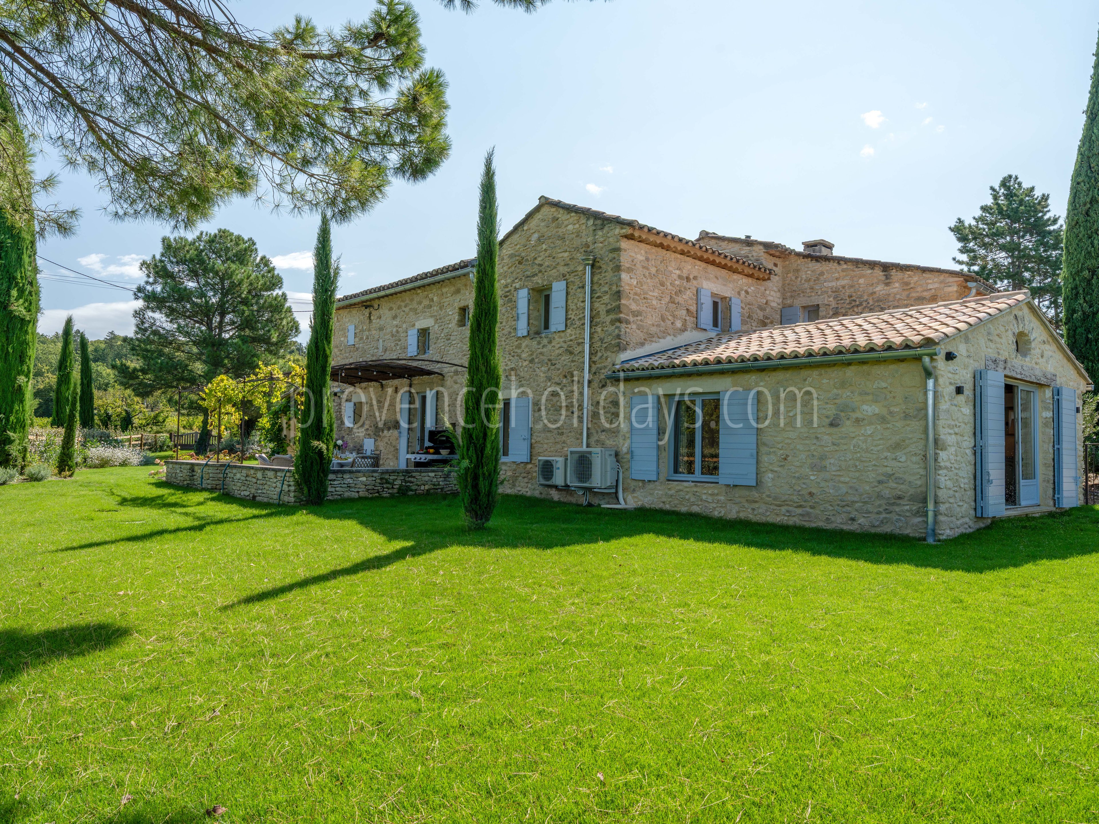 11 - Mas de l\'Ancienne: Villa: Exterior