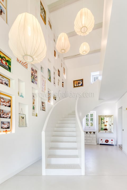 11 - Mas Province: Villa: Interior