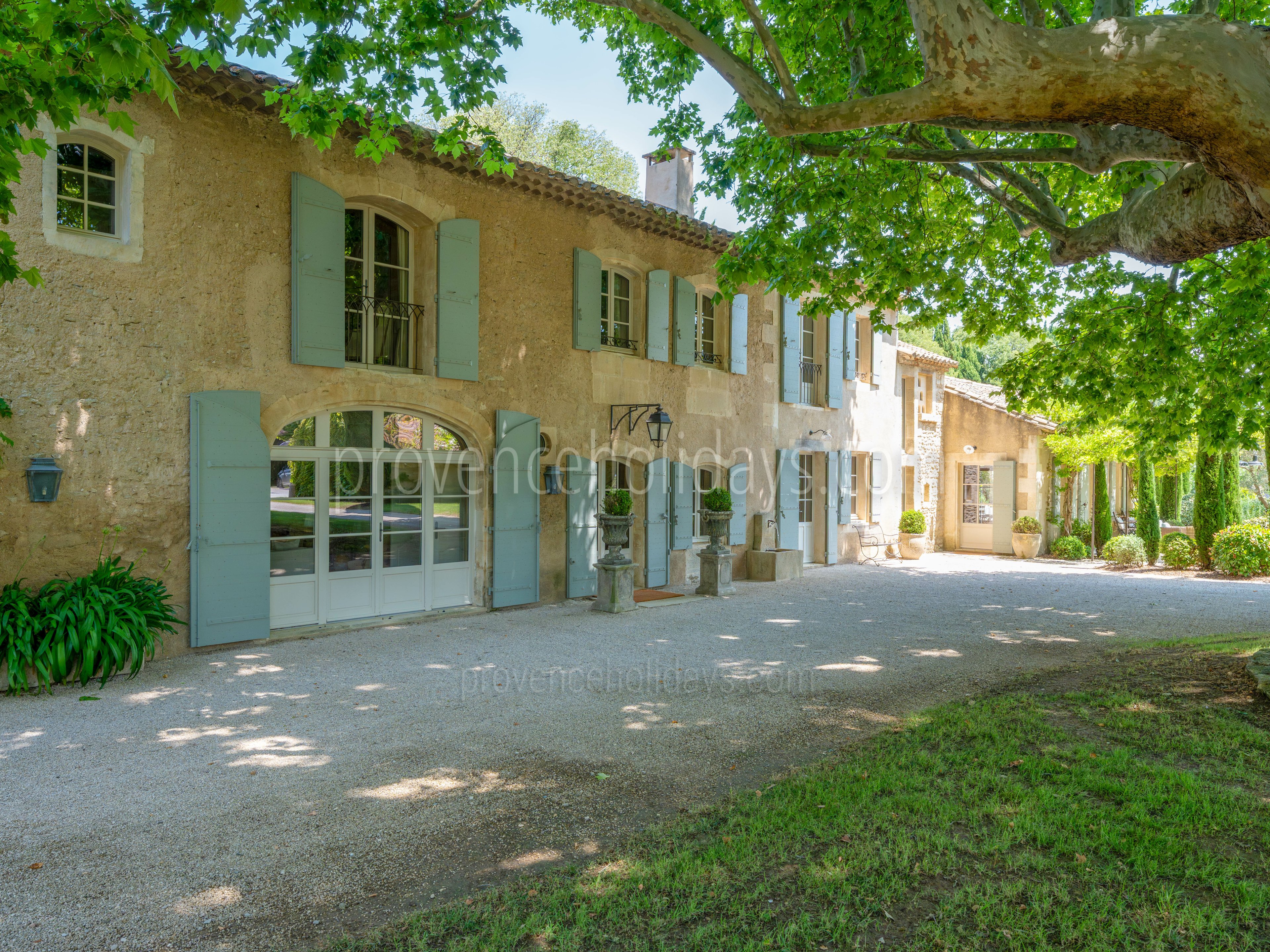 35 - Mas des Chênes Verts: Villa: Exterior