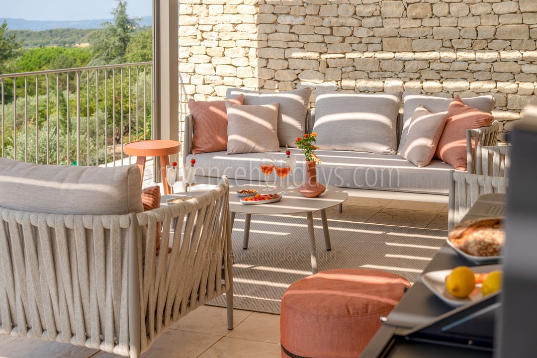 17 - Villa Clair de Luberon: Villa: Exterior