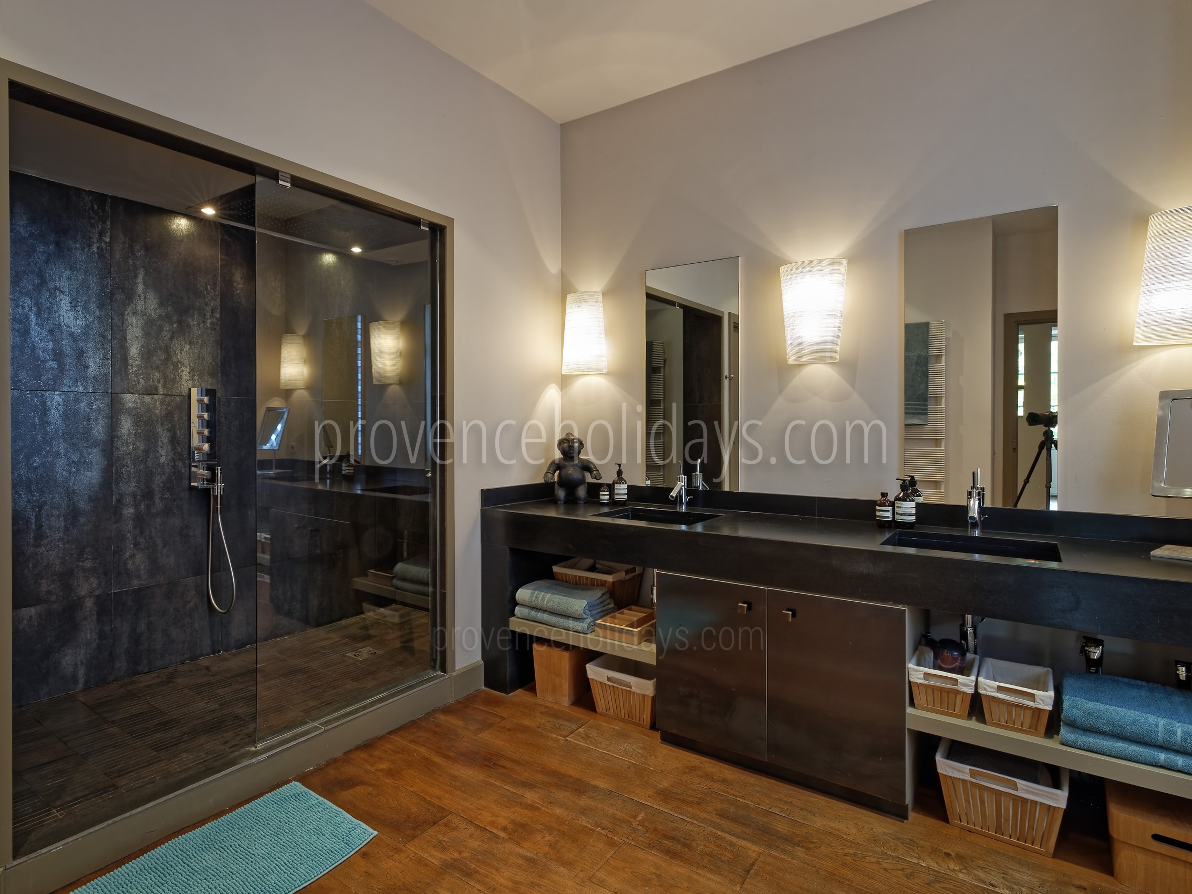 45 - Mas des Étoiles: Villa: Interior