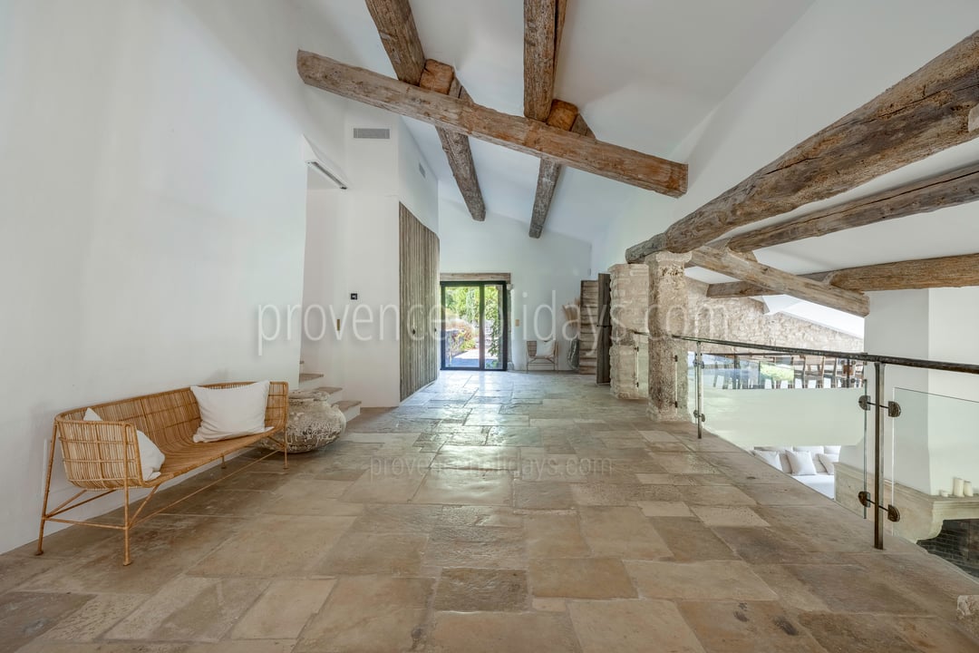 22 - Le Vallon Secret: Villa: Interior