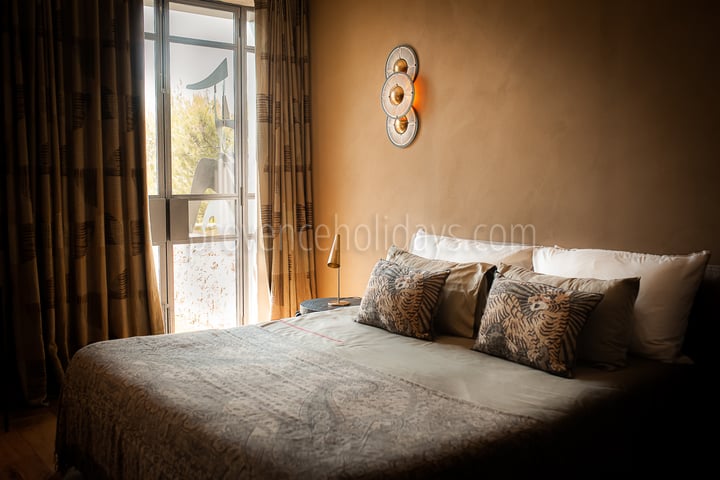54 - Villa Paradis: Villa: Bedroom
