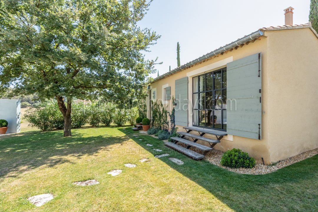 22 - Mas des Vignobles: Villa: Exterior