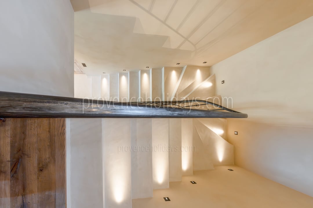 32 - Mas de la Douce Filiole: Villa: Interior