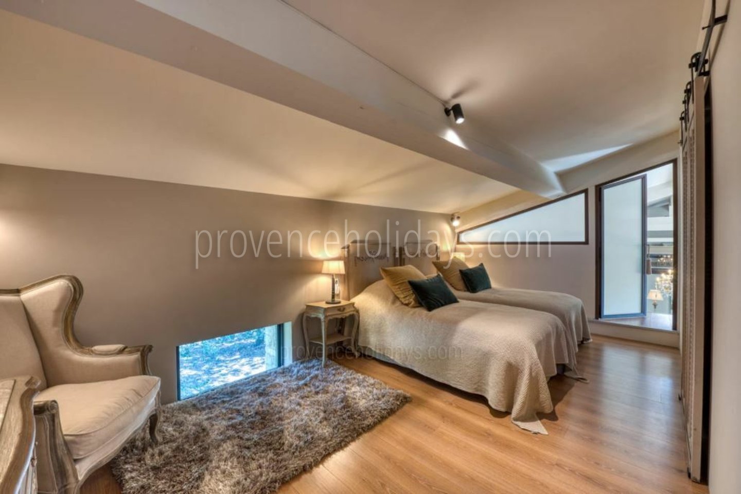 20 - Villa Daurèio: Villa: Bedroom