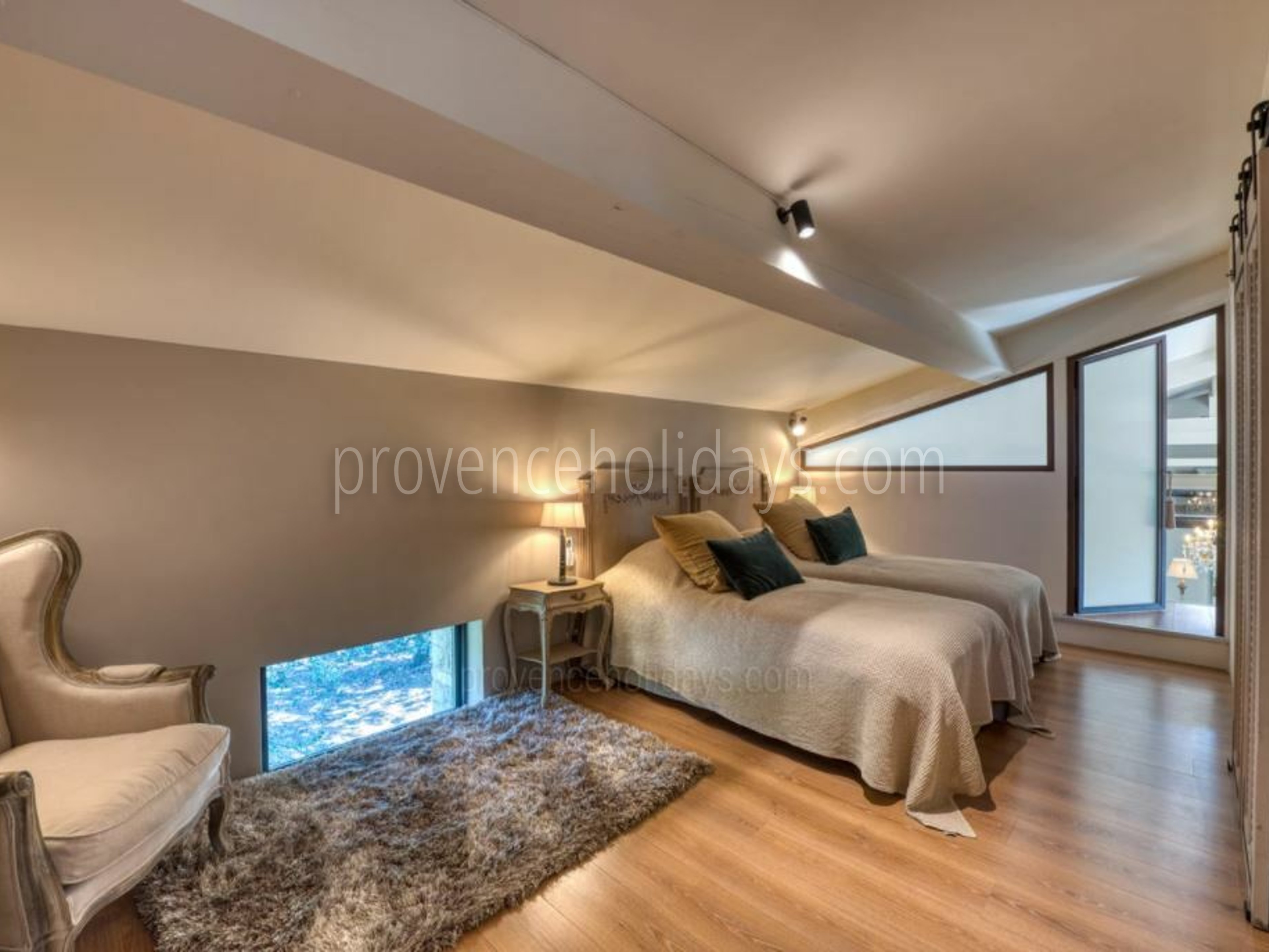 20 - Villa Daurèio: Villa: Bedroom