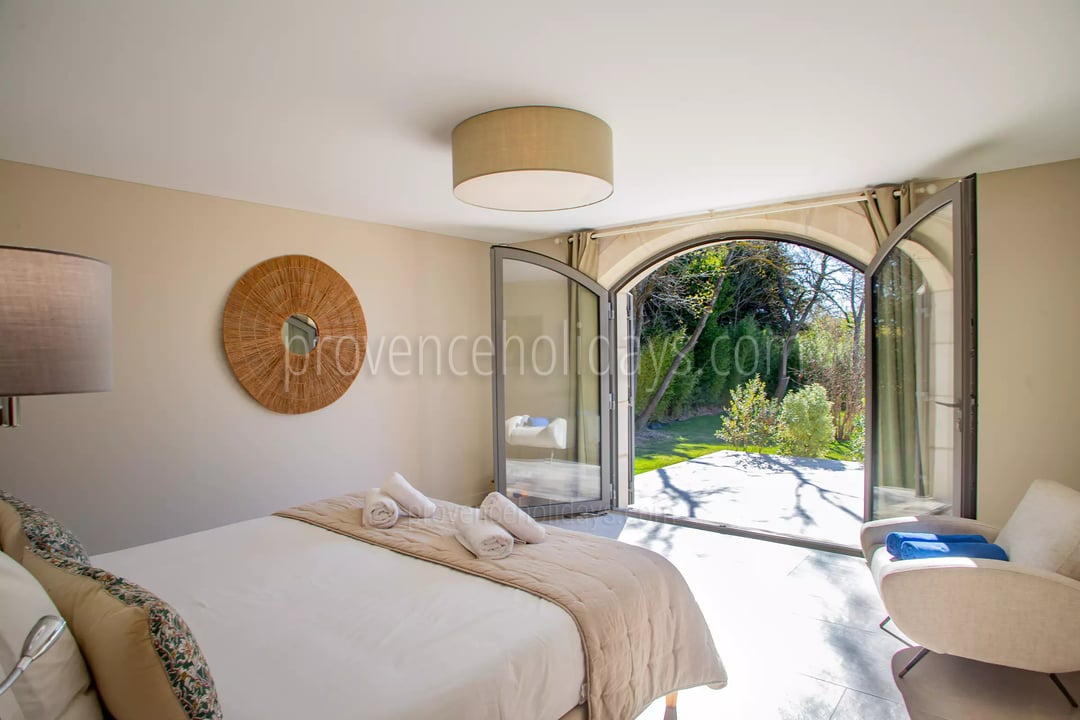 18 - Le Mas des Bories: Villa: Bedroom