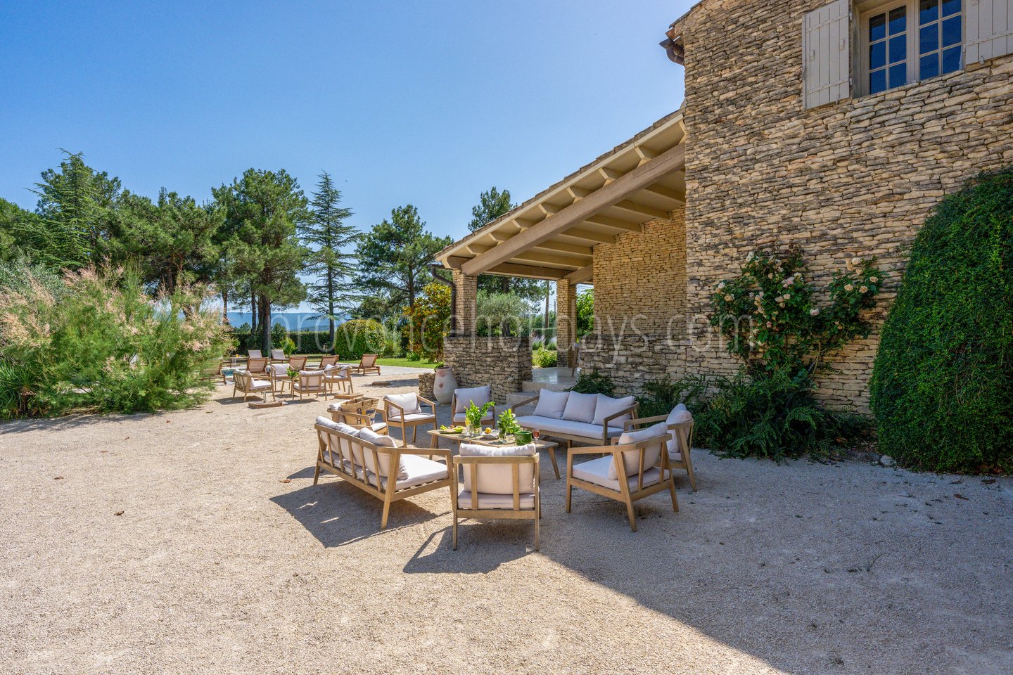 36 - Villa Sérénité du Luberon: Villa: Exterior