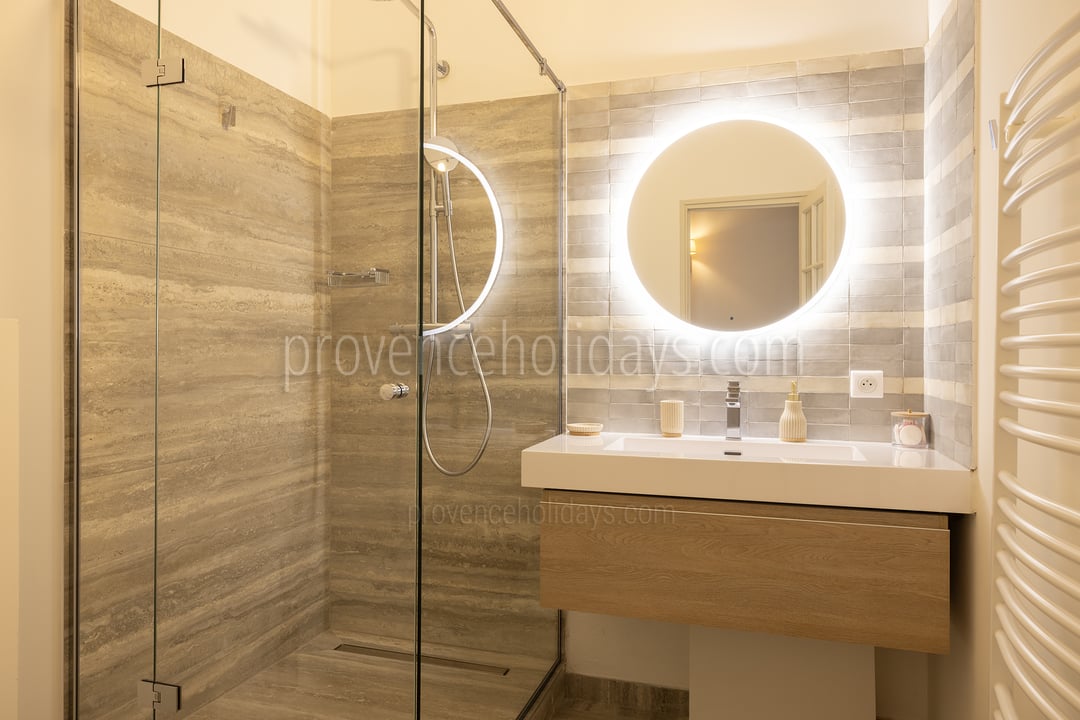 37 - Mas Vernet: Villa: Bathroom