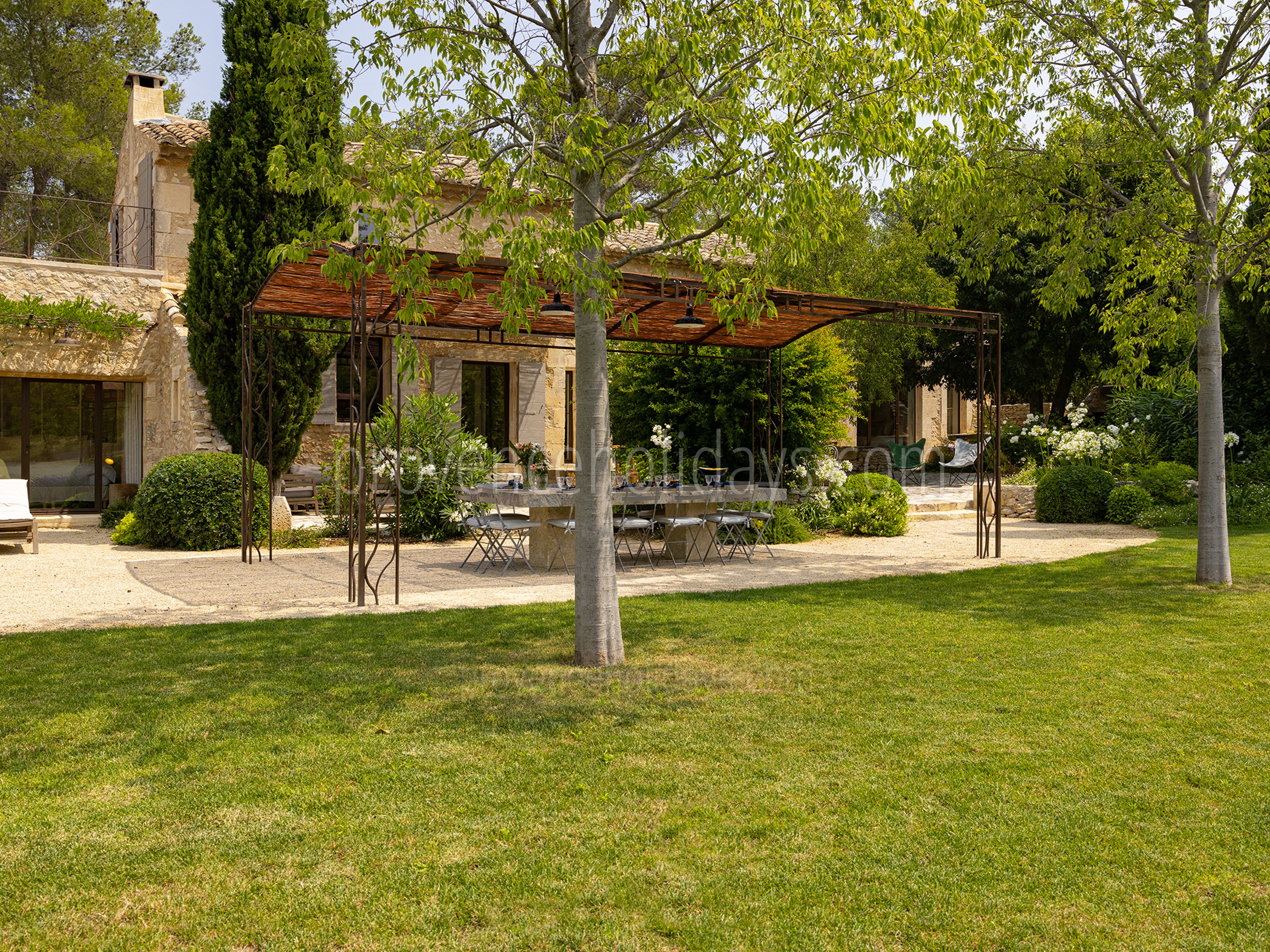 49 - Le Mas Secret: Villa: Exterior