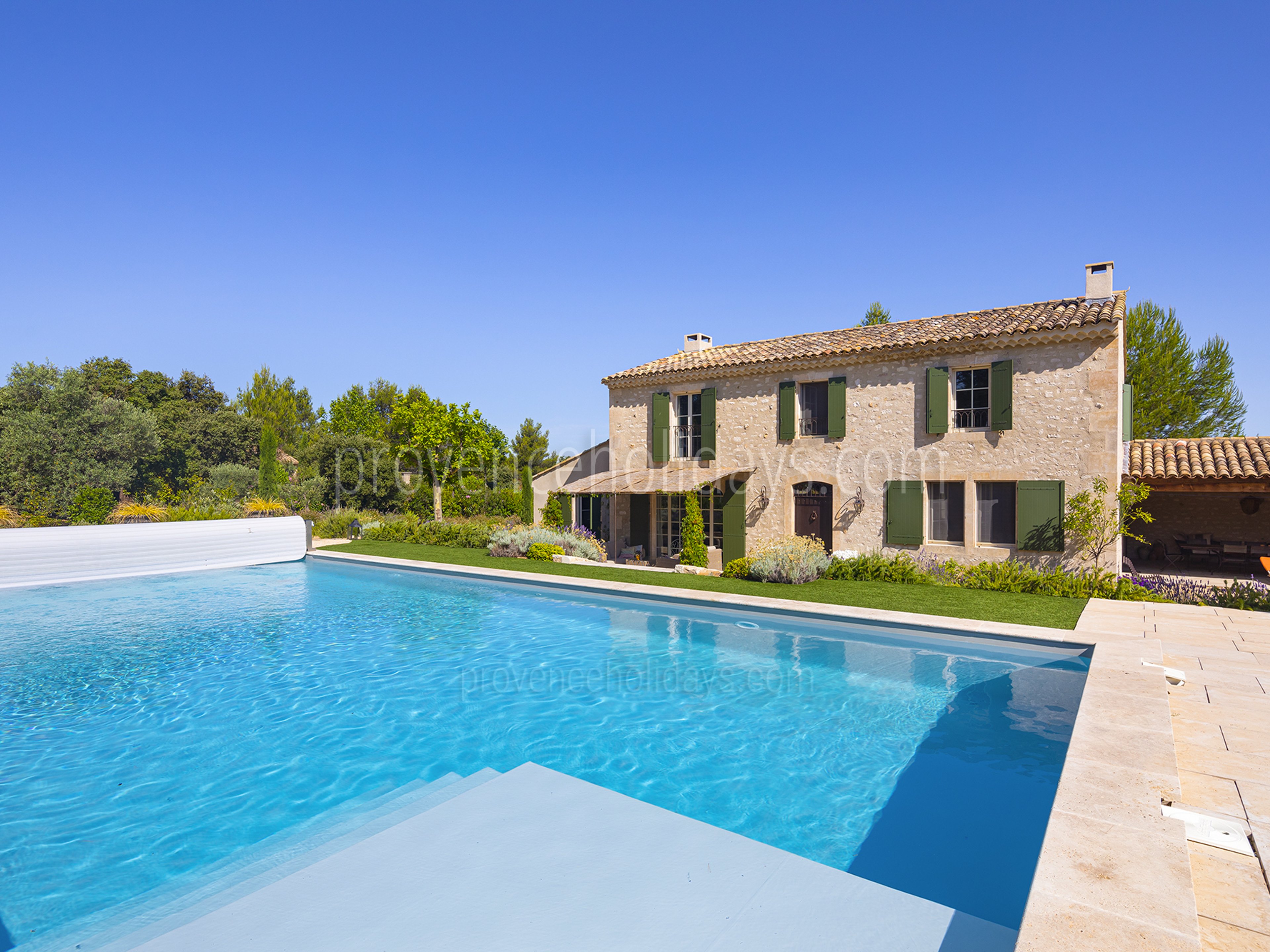 24 - Le Mas de la Cabro: Villa: Pool