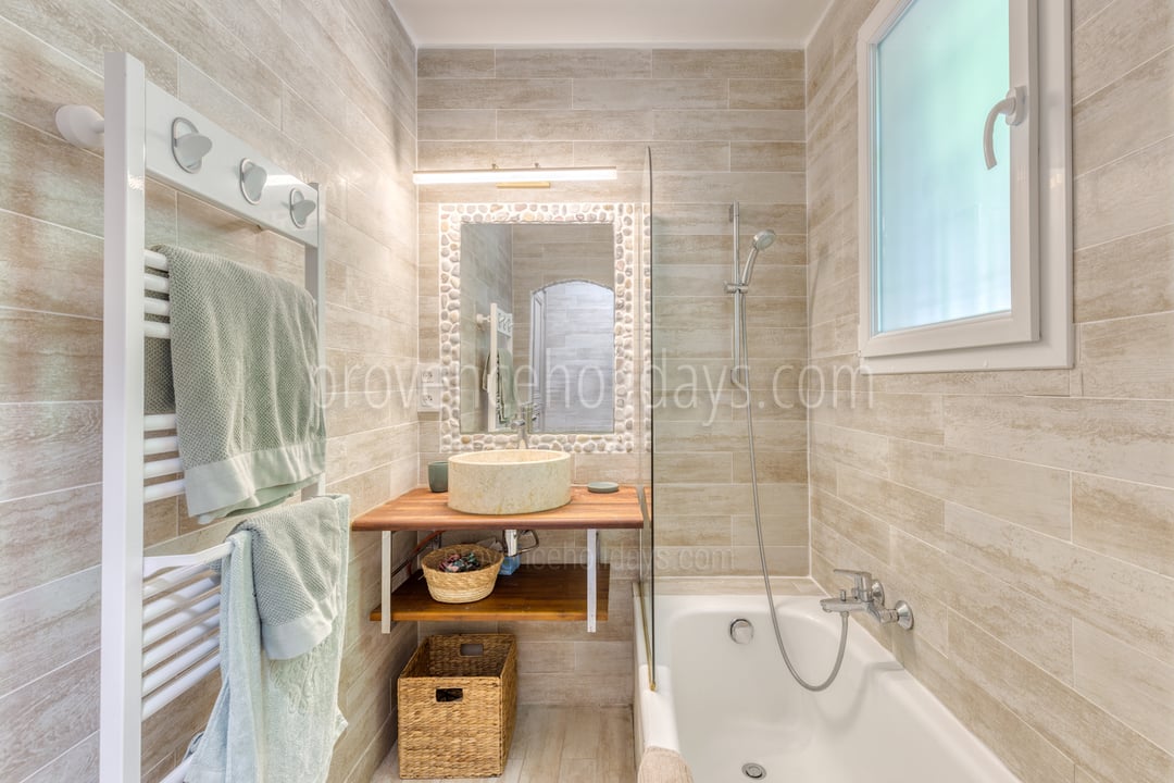8 - Villa Morganite: Villa: Bathroom