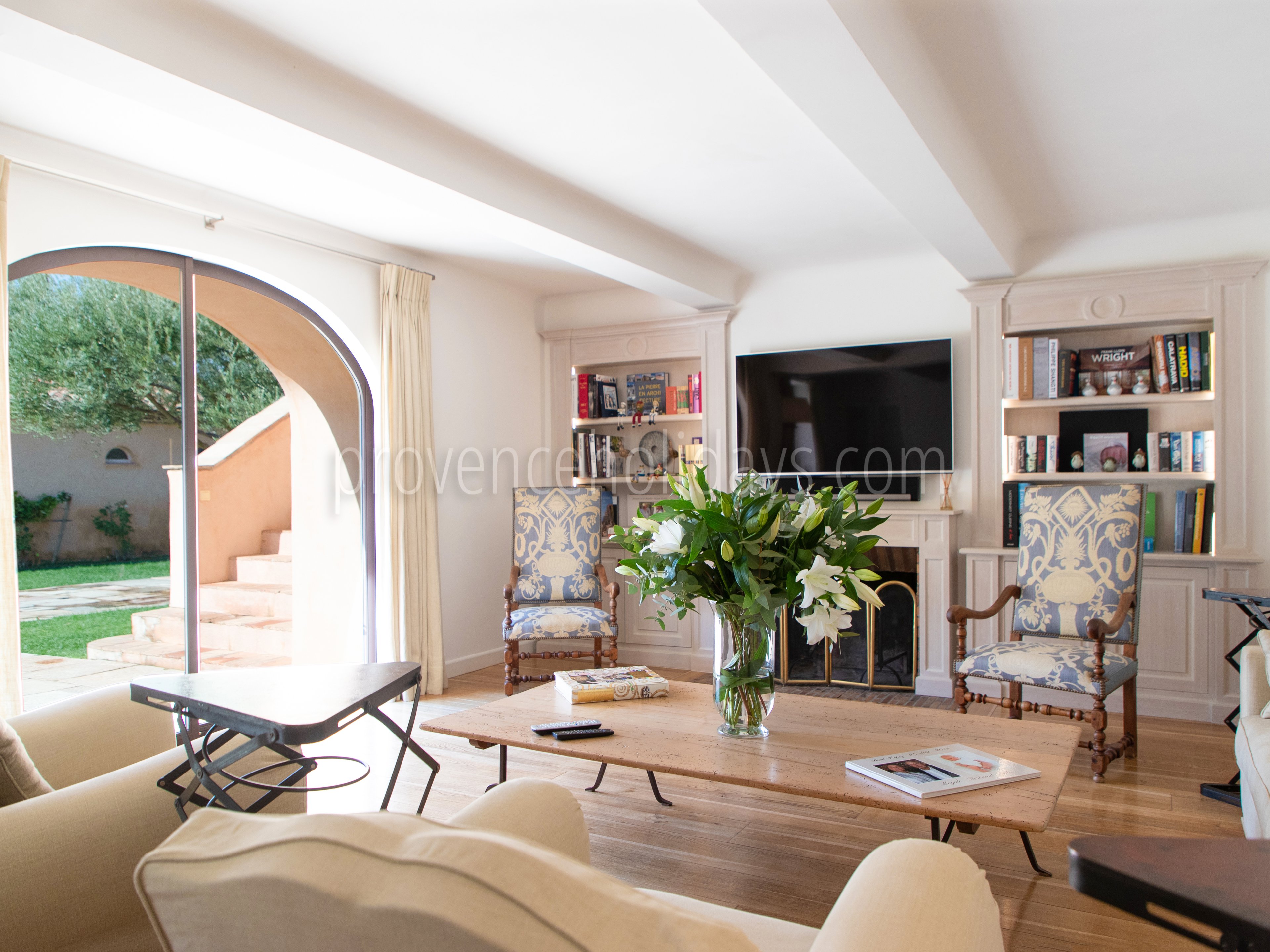 11 - Bastide Queen: Villa: Interior
