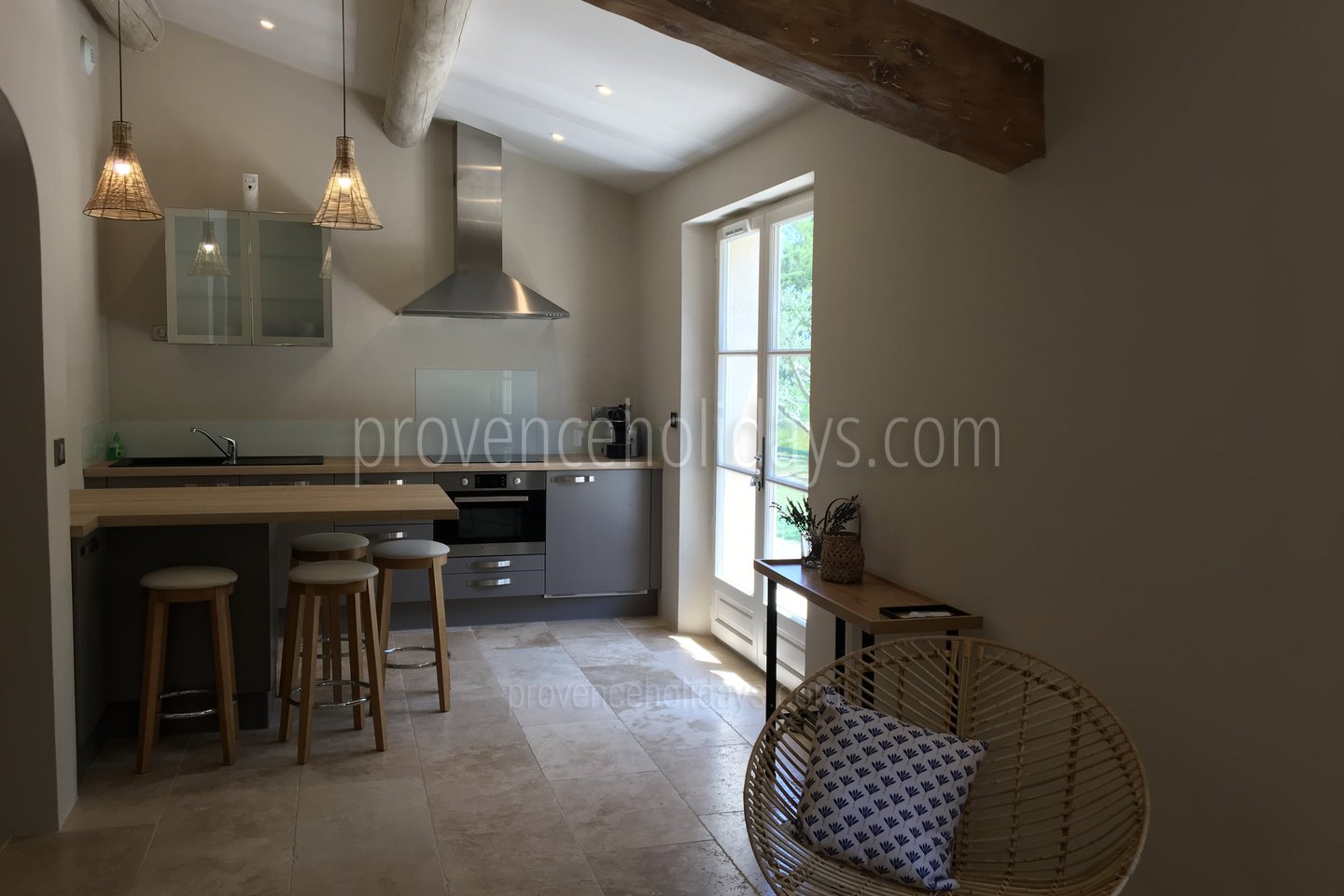 23 - Le Mas Provençal: Villa: Interior