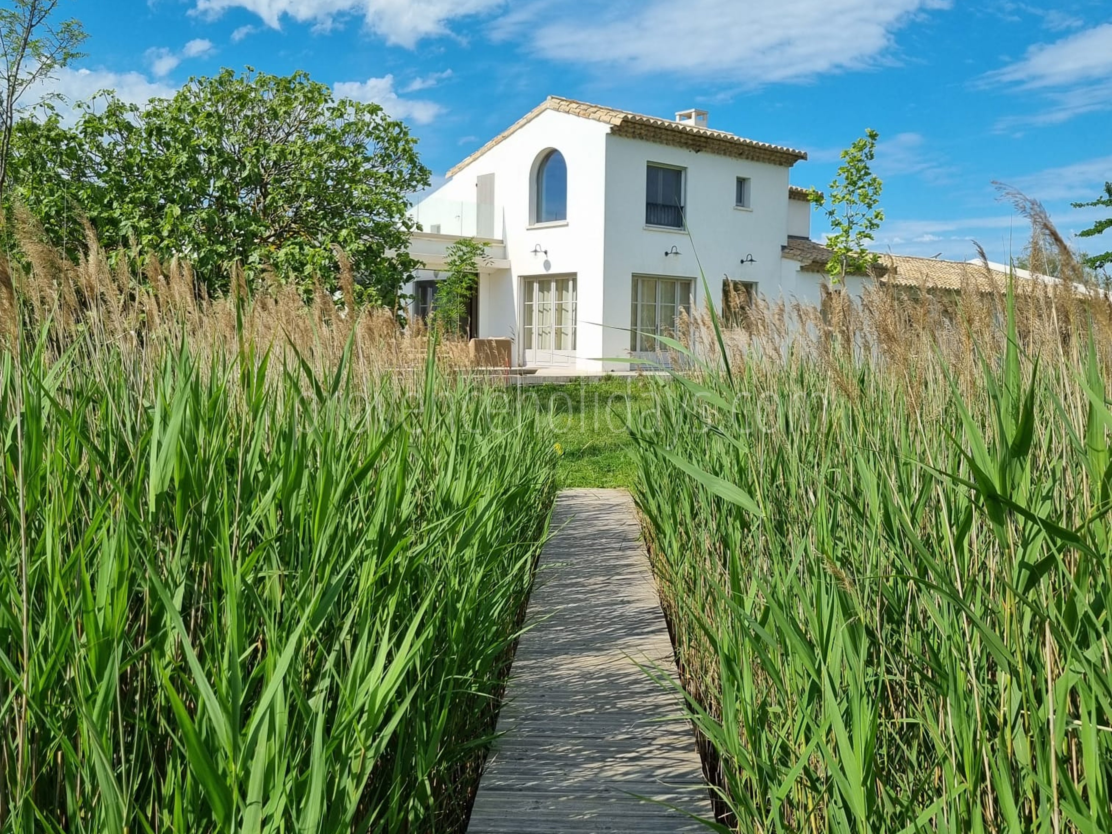 31 - Le Mas Sainte Marie: Villa: Exterior