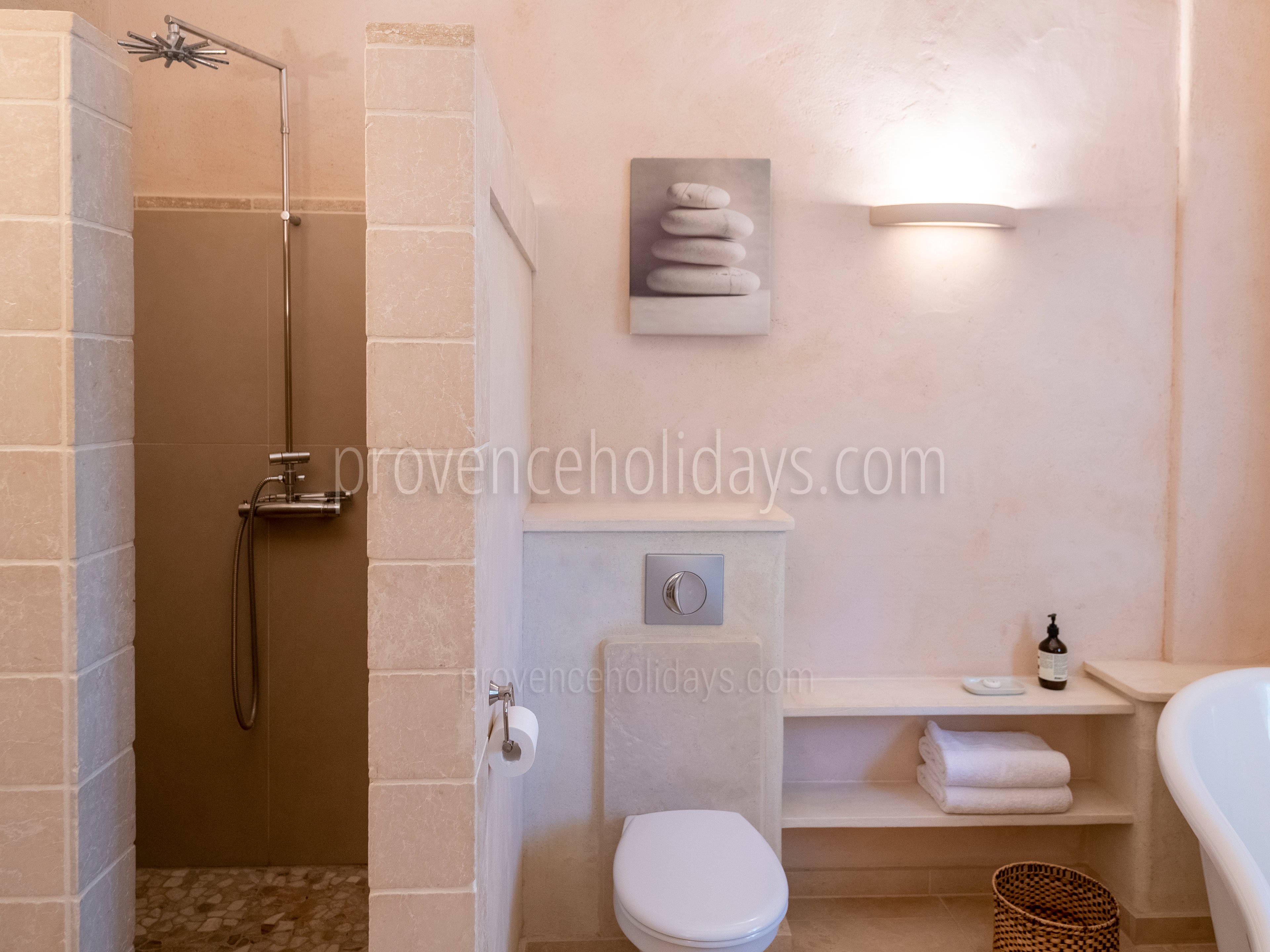 62 - Domaine de Joucas: Villa: Bathroom