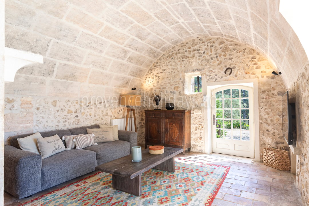 19 - Le Mas de la Terre Rouge: Villa: Interior