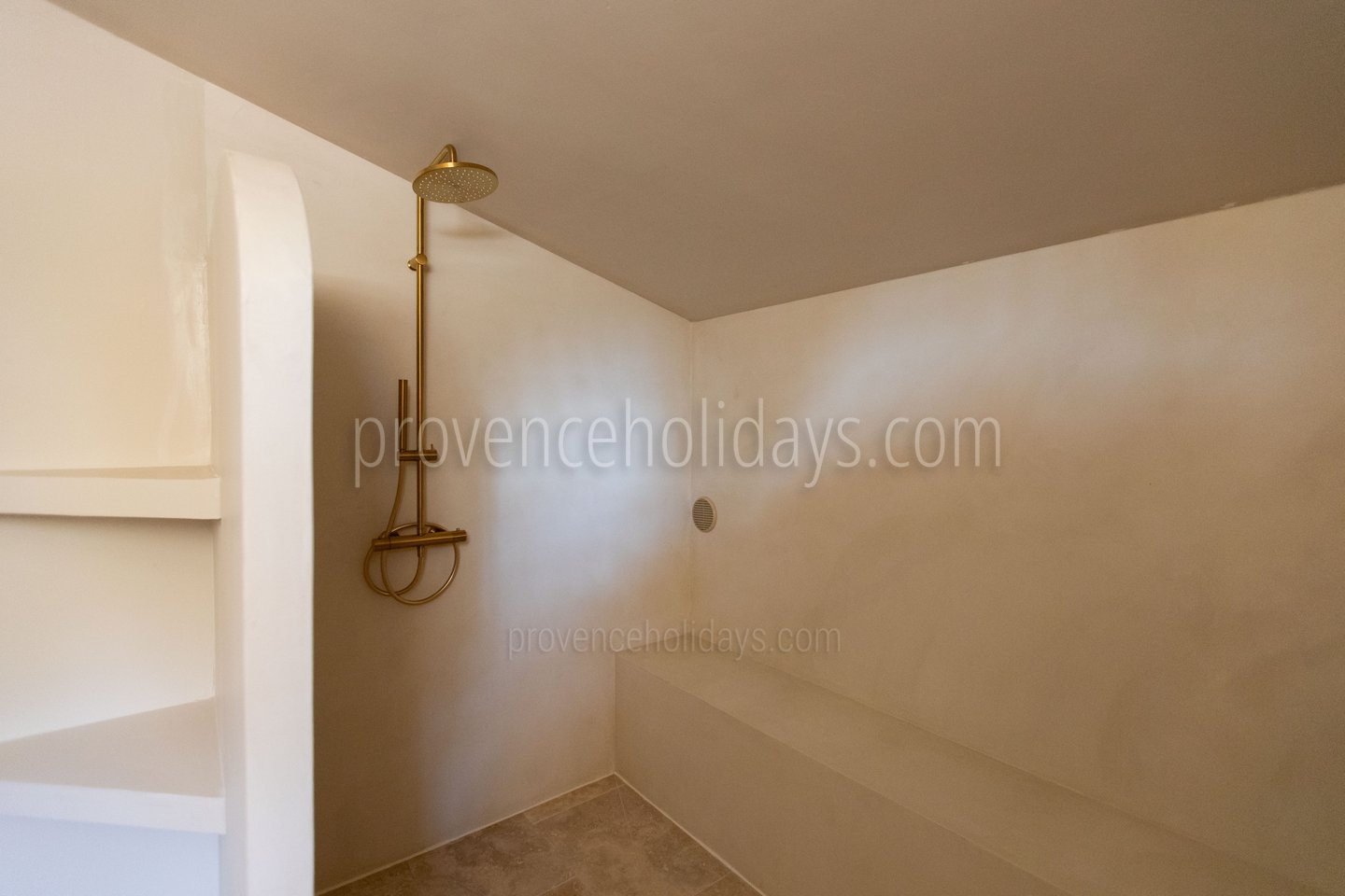 19 - Villa Adeline: Villa: Bathroom