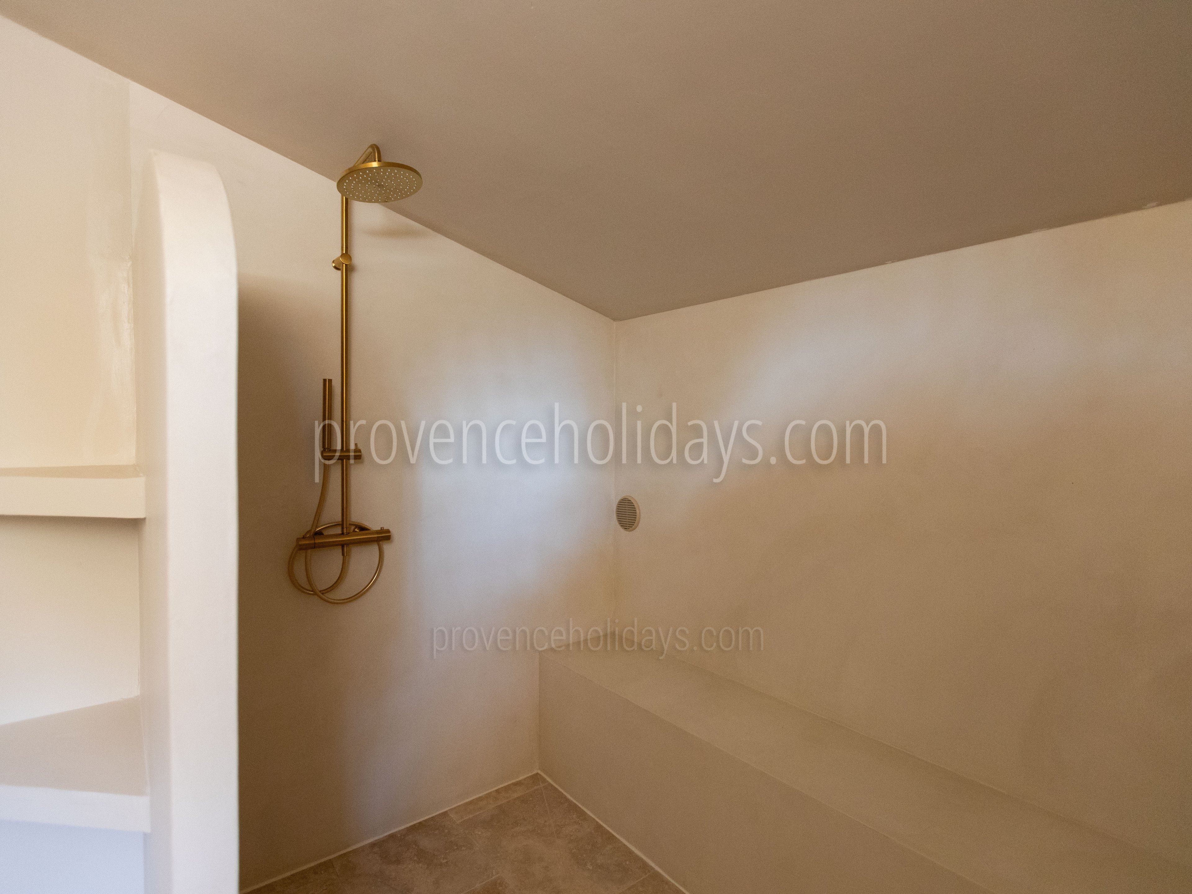 19 - Villa Adeline: Villa: Bathroom
