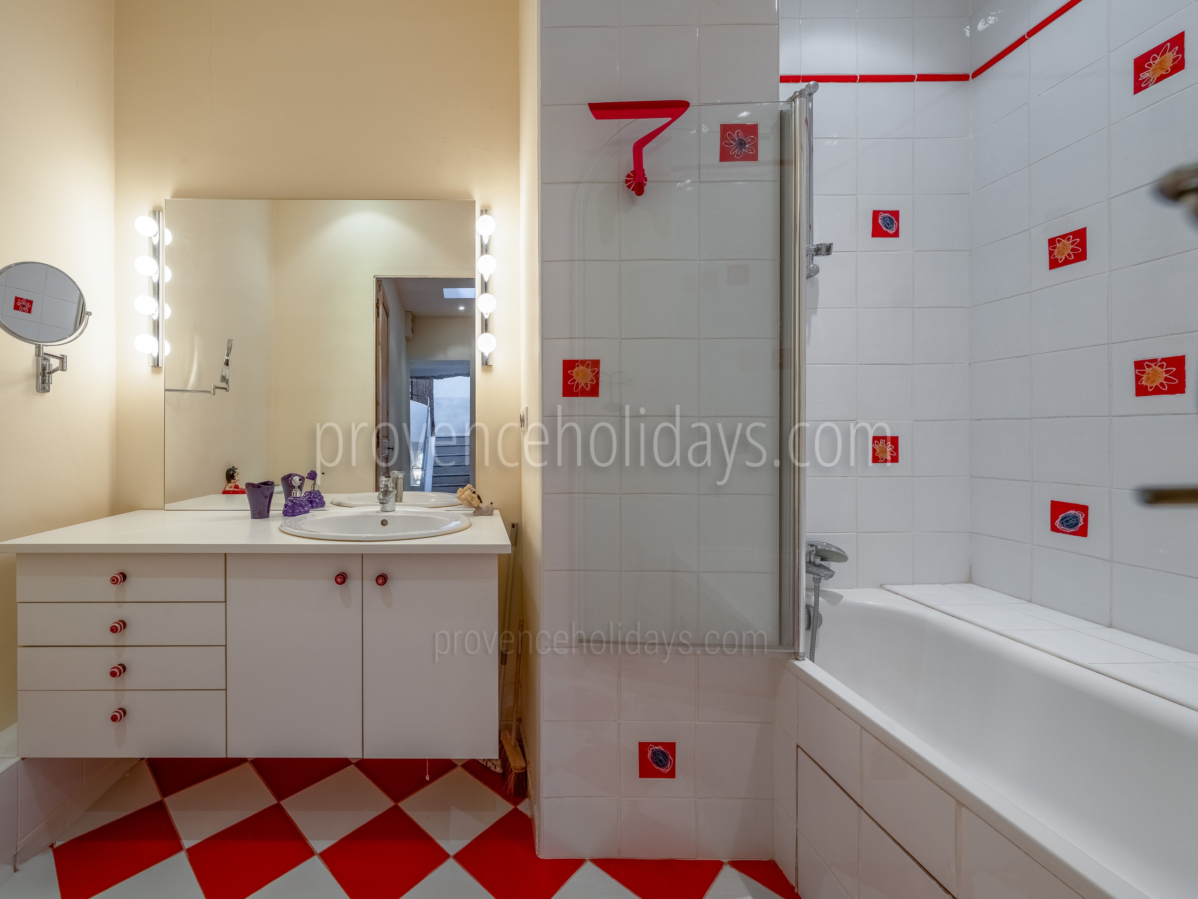 11 - Mas du Cours: Villa: Bathroom