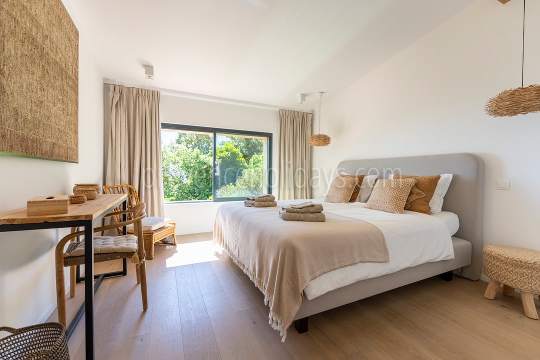 5 - Villa Lucia: Villa: Bedroom