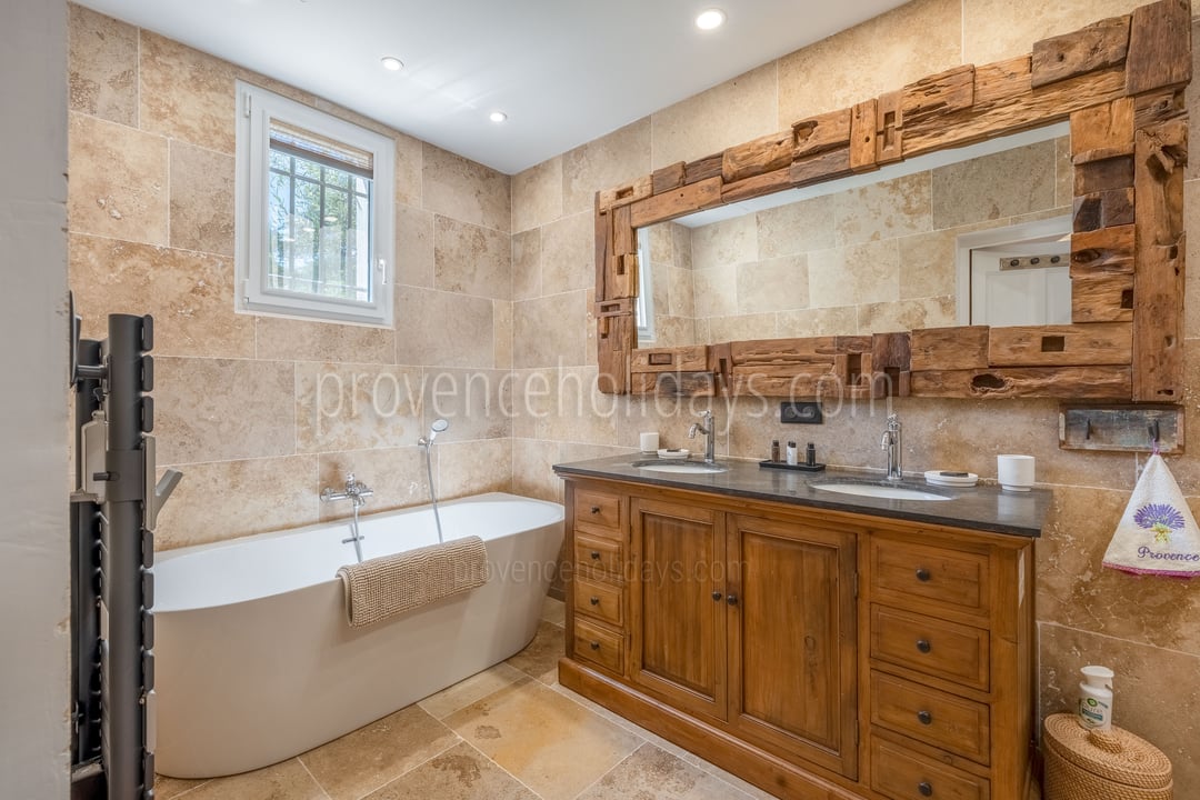 46 - Bastide des Chênes: Villa: Bathroom