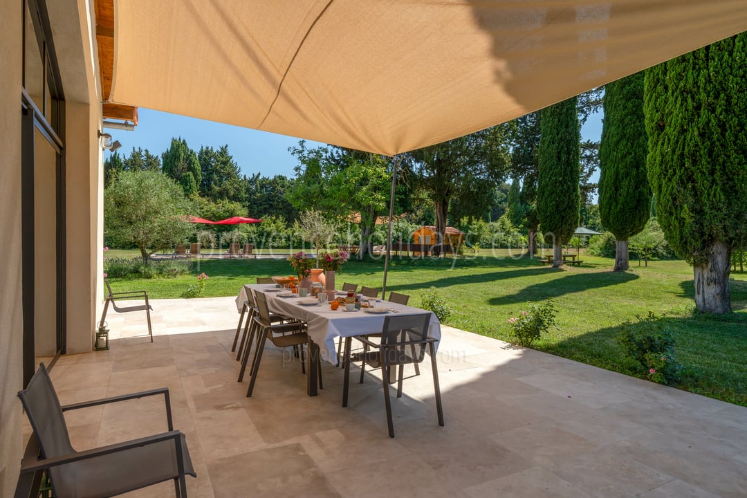 11 - Villa Romarin: Villa: Exterior