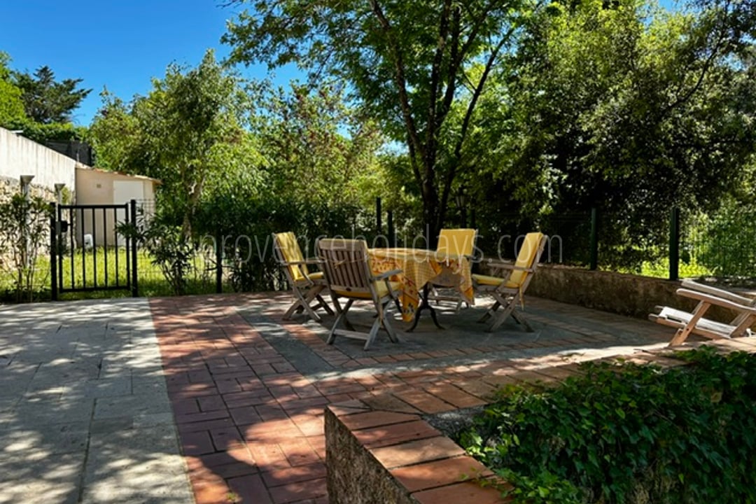 9 - La Bastide: Villa: Exterior