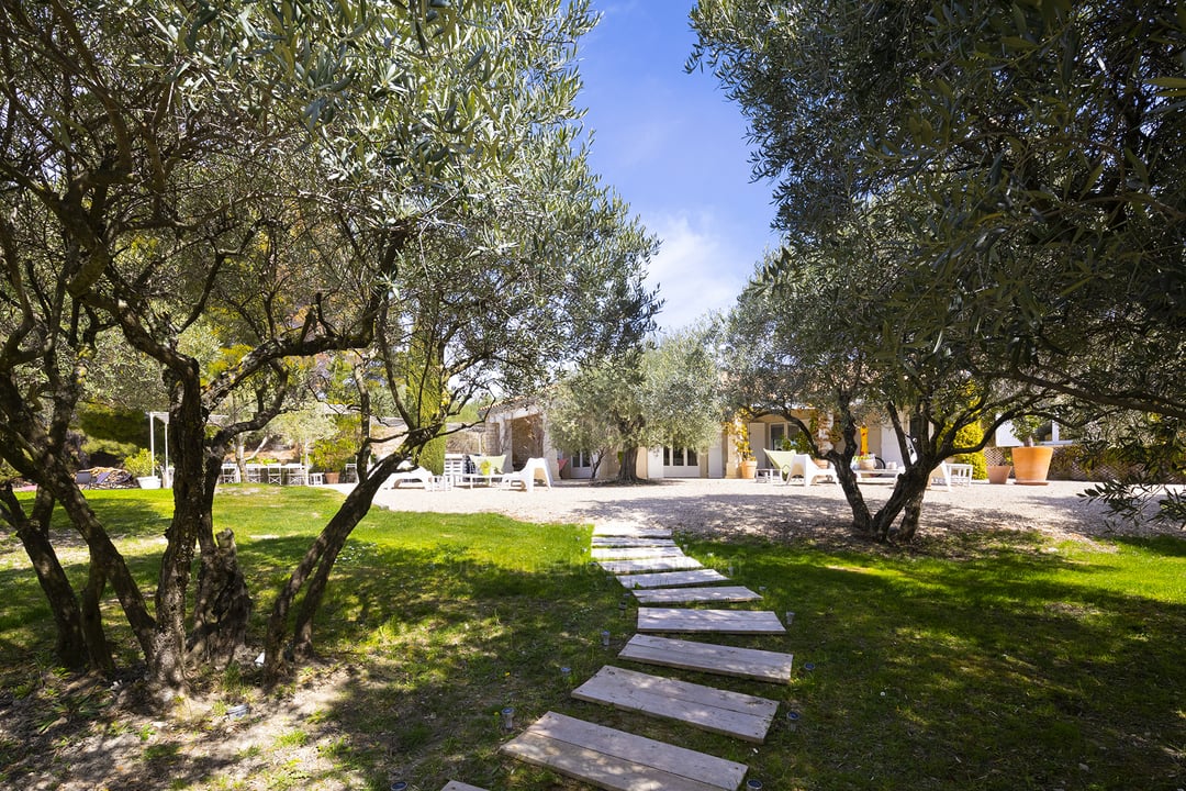 Villa moderne et climatisée en Provence