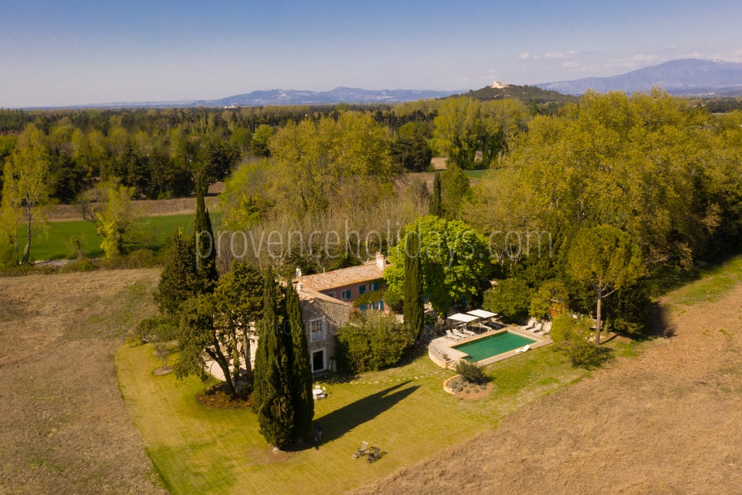 67 - Mas du Vaucluse: Villa: Exterior