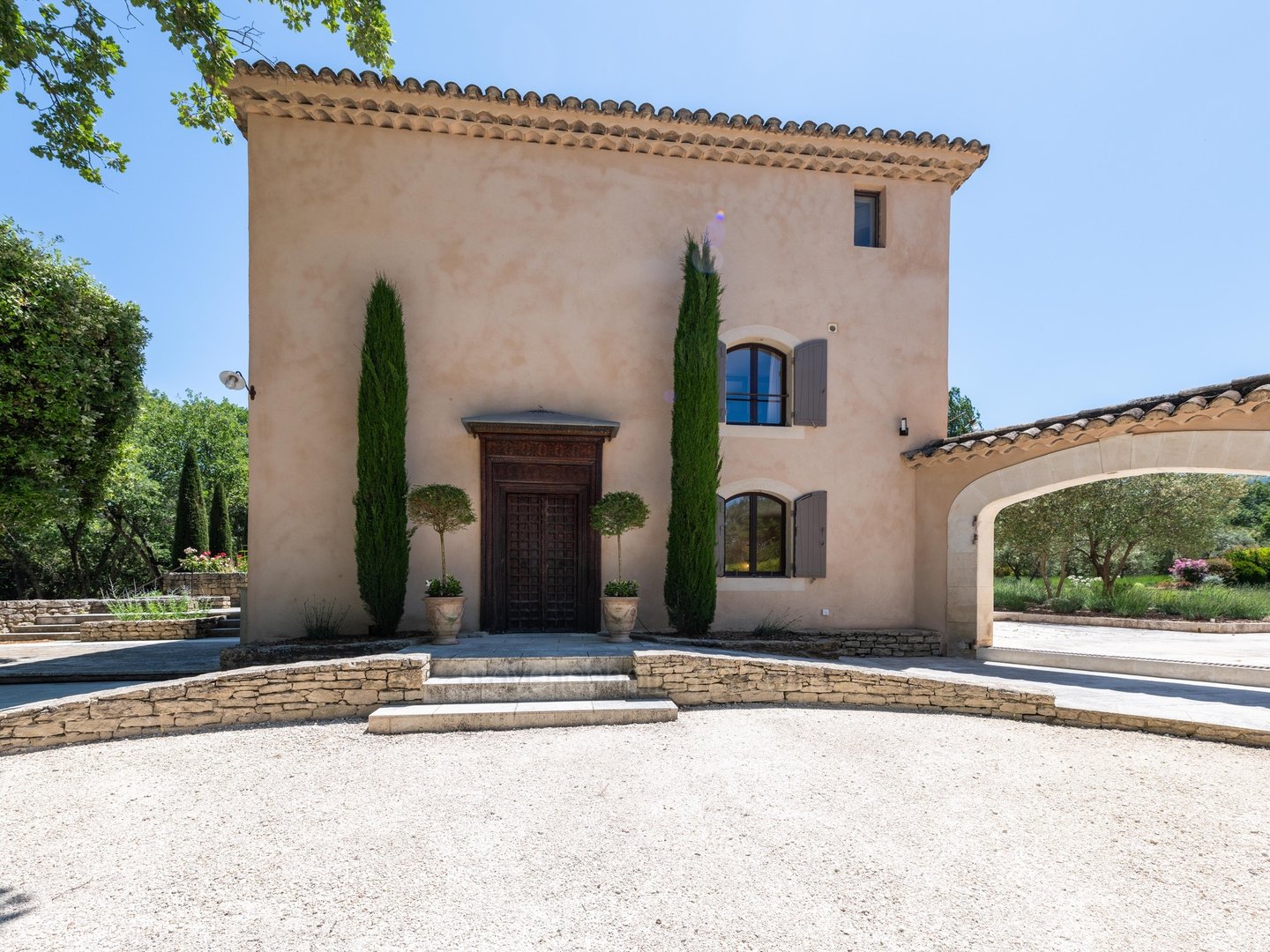 14 - Bastide Gergouven: Villa: Exterior