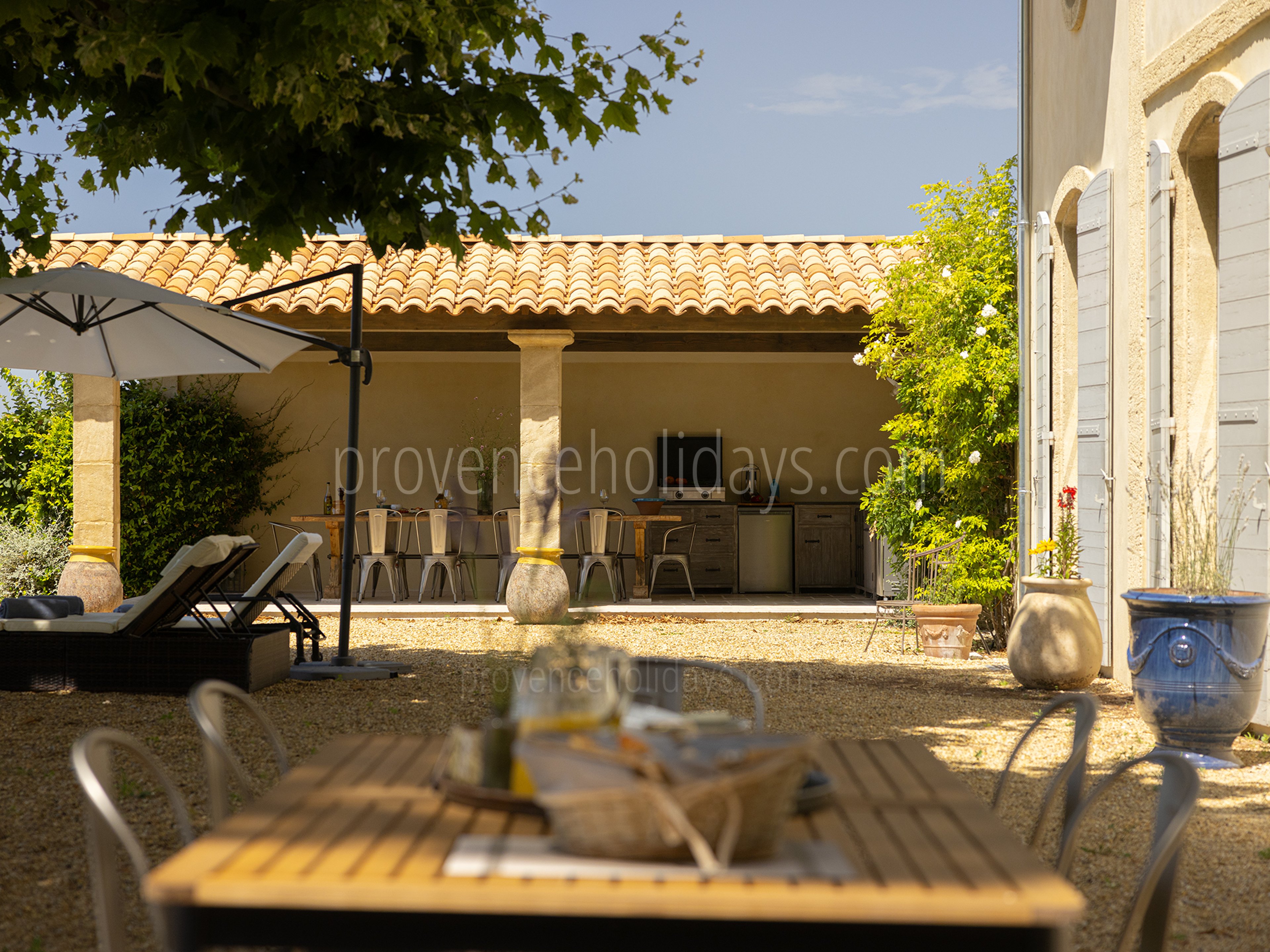 52 - Bastide de la Combe: Villa: Exterior