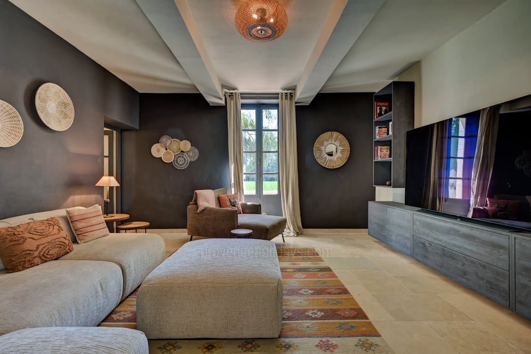 24 - Le Mas de Prestige: Villa: Interior