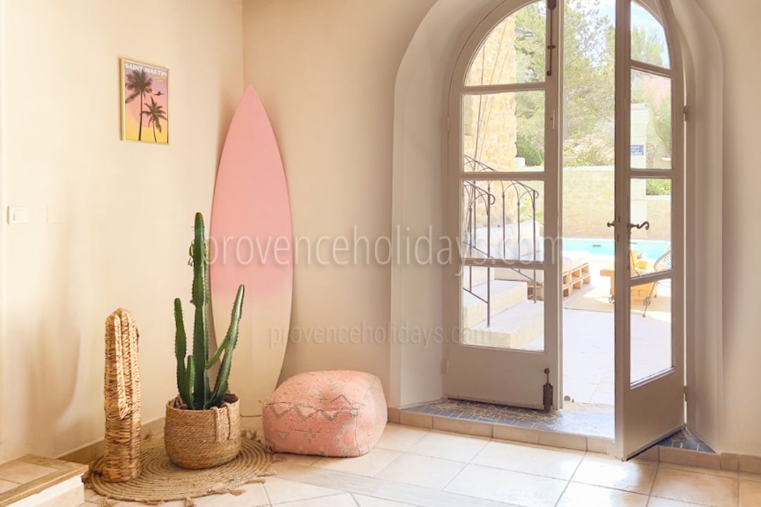 17 - Le Mas Chopin: Villa: Interior