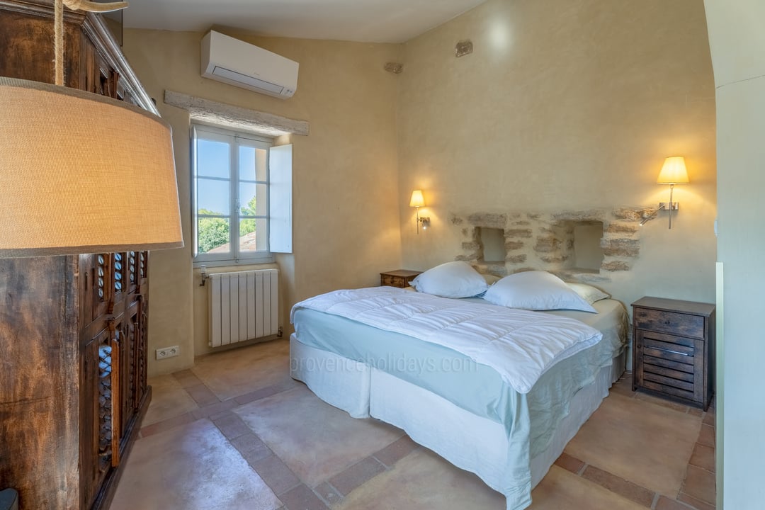 57 - Château de la Roque: Villa: Bedroom