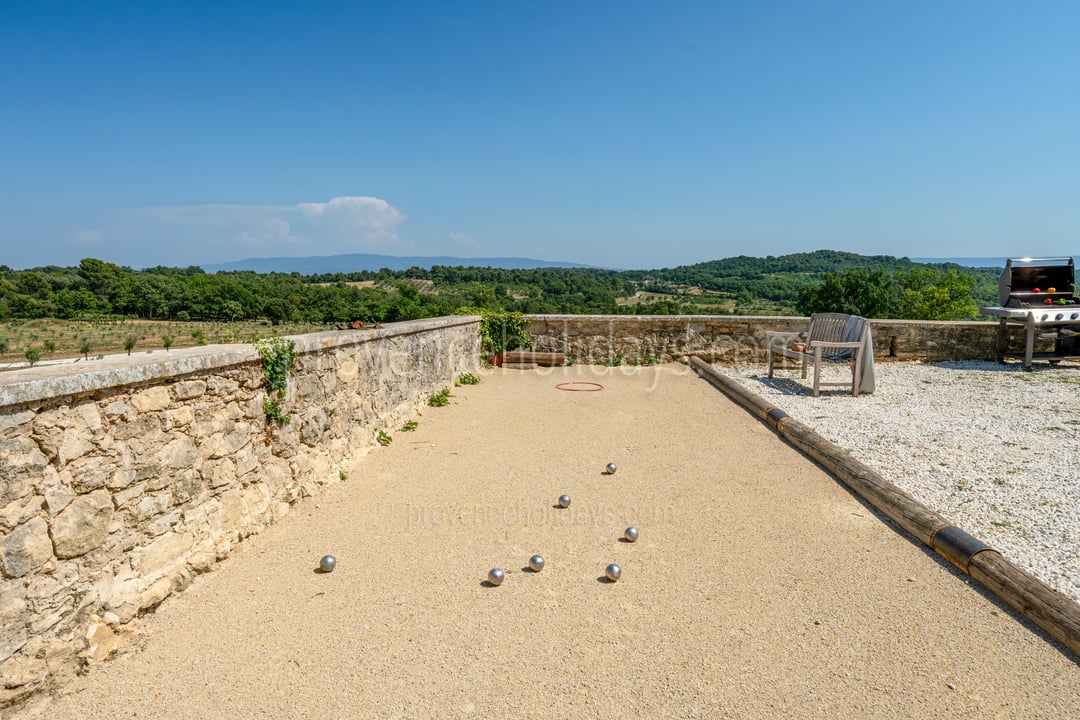 35 - Domaine de la Bouisse: Villa: Exterior