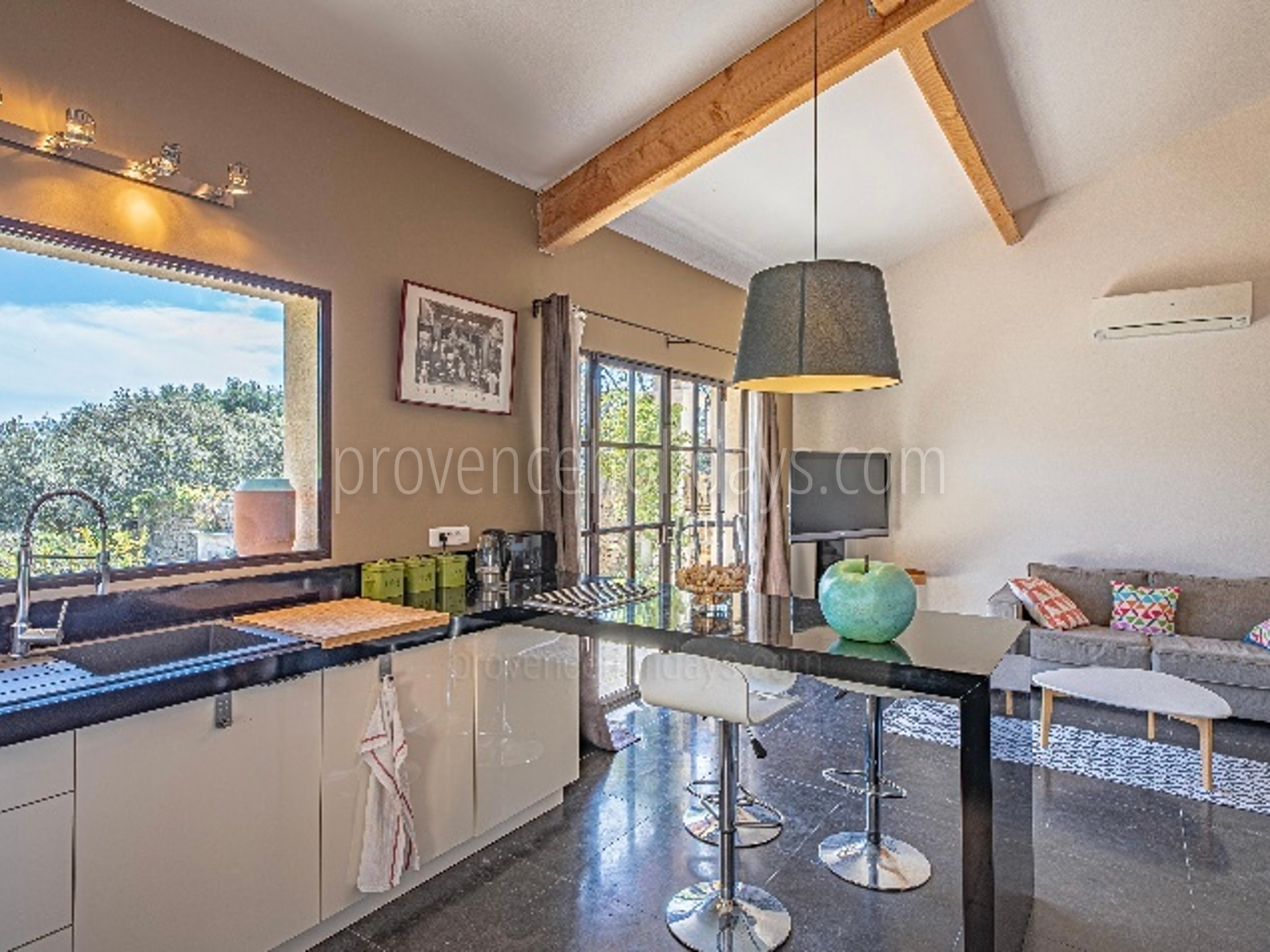 59 - Villa Bastide: Villa: Interior