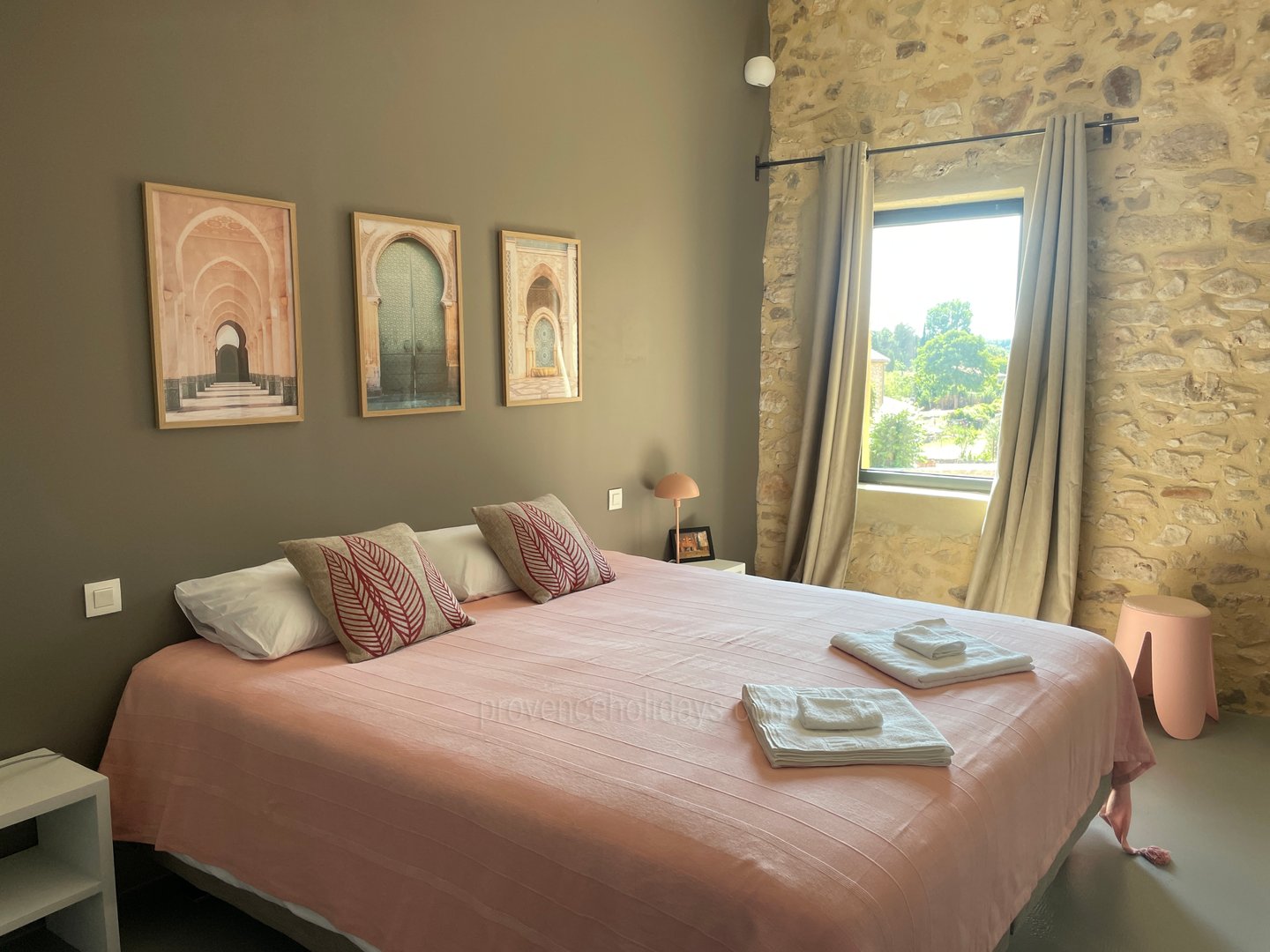 19 - Bastide du Lavoir: Villa: Bedroom