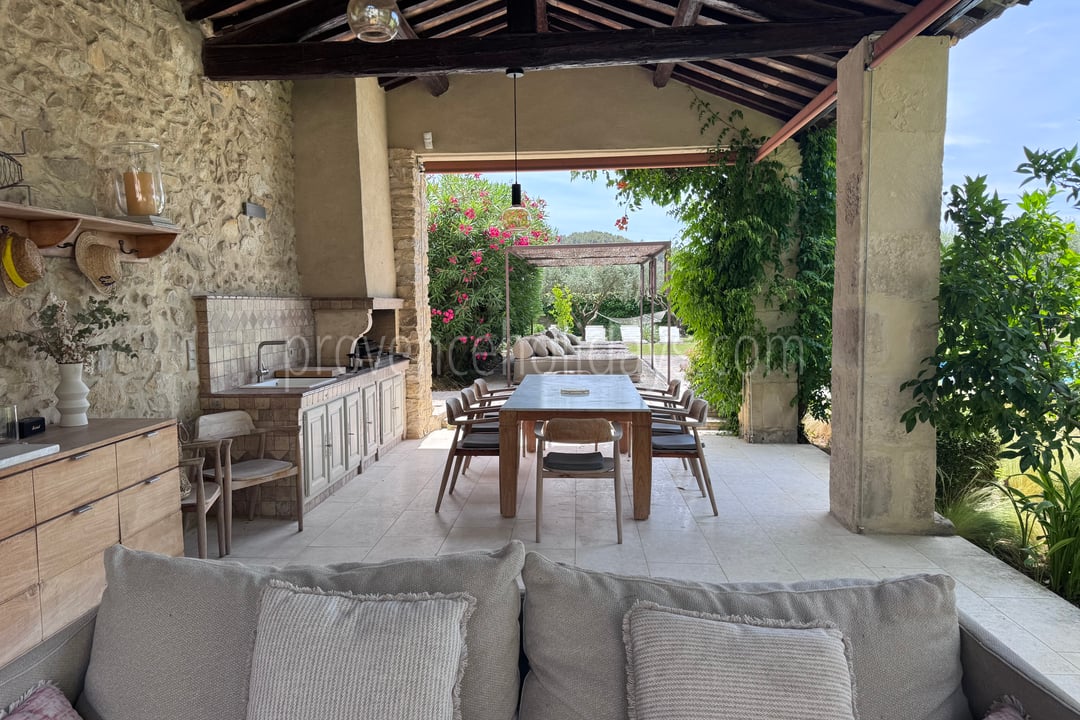 Villa de vacances avec piscine à Boulbon dans les Alpilles - Extérieur