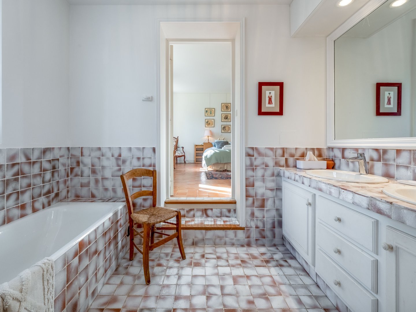 53 - Mas des Trois Cyprès: Villa: Bathroom